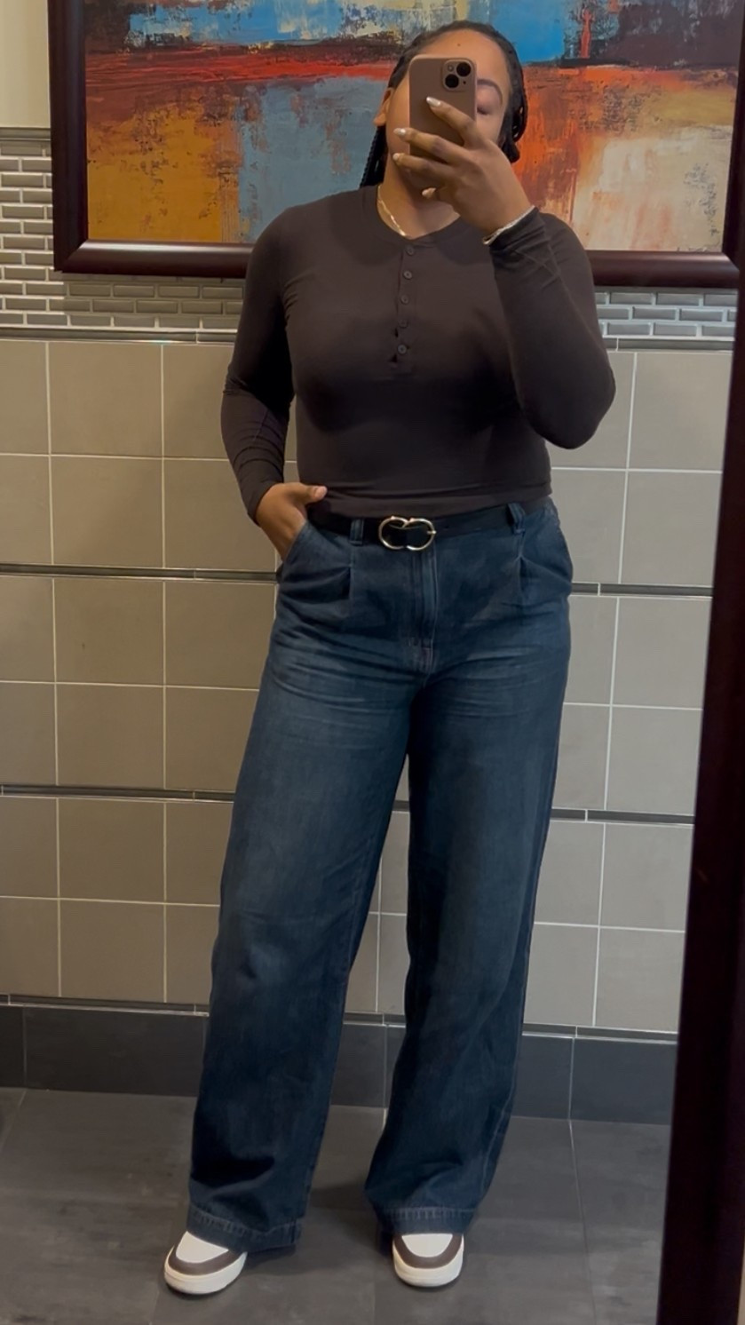 Top and bottom are on sale! Wearing a side 8 in both. Super comfortable quality pieces! 

#LTKSaleAlert #LTKShoeCrush #LTKWorkwear