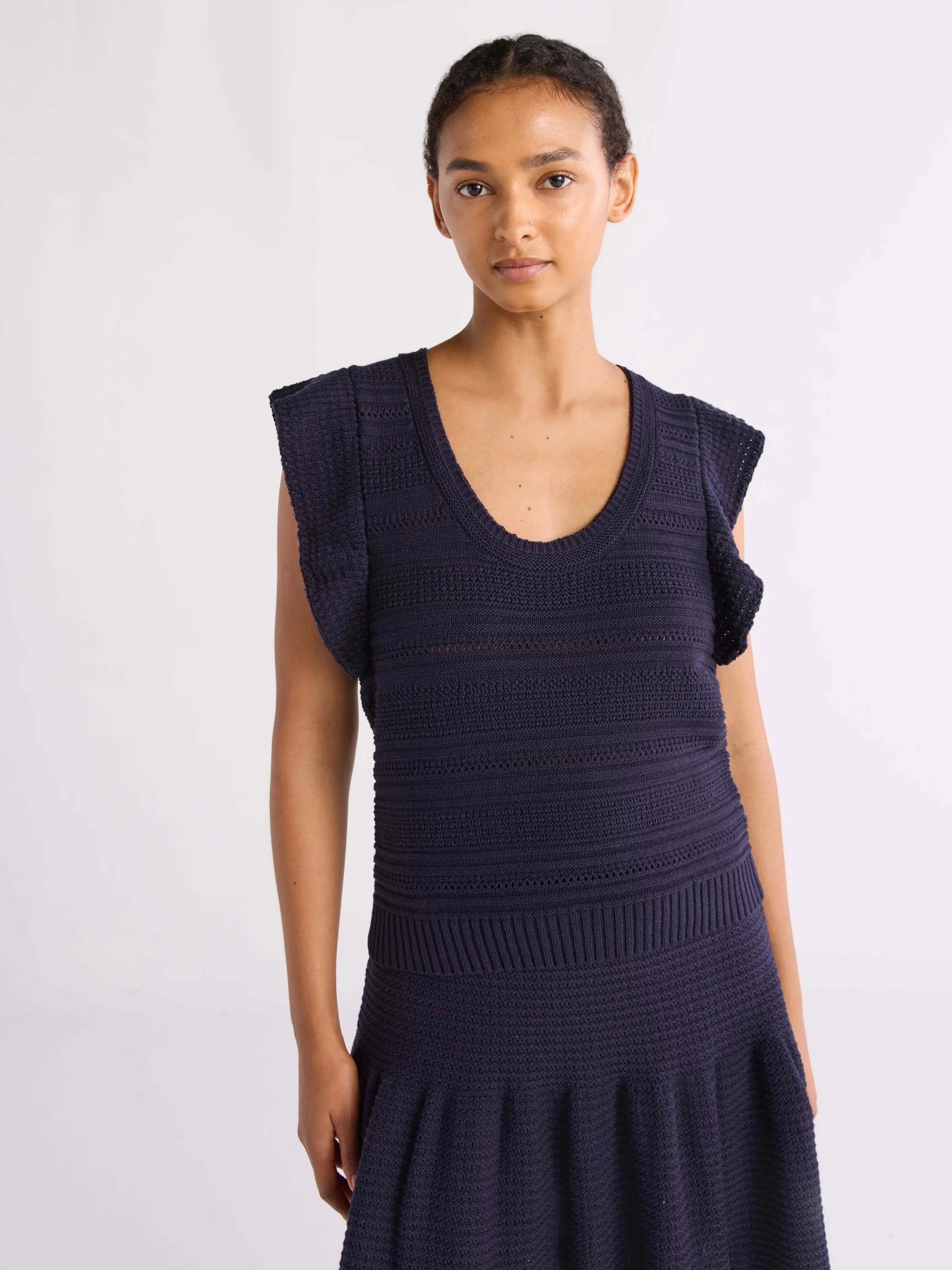 Free Assembly Women's and Women's Plus Size Pointelle Sweater Tank Top with Flutter Sleeves, Ligh... | Walmart (US)