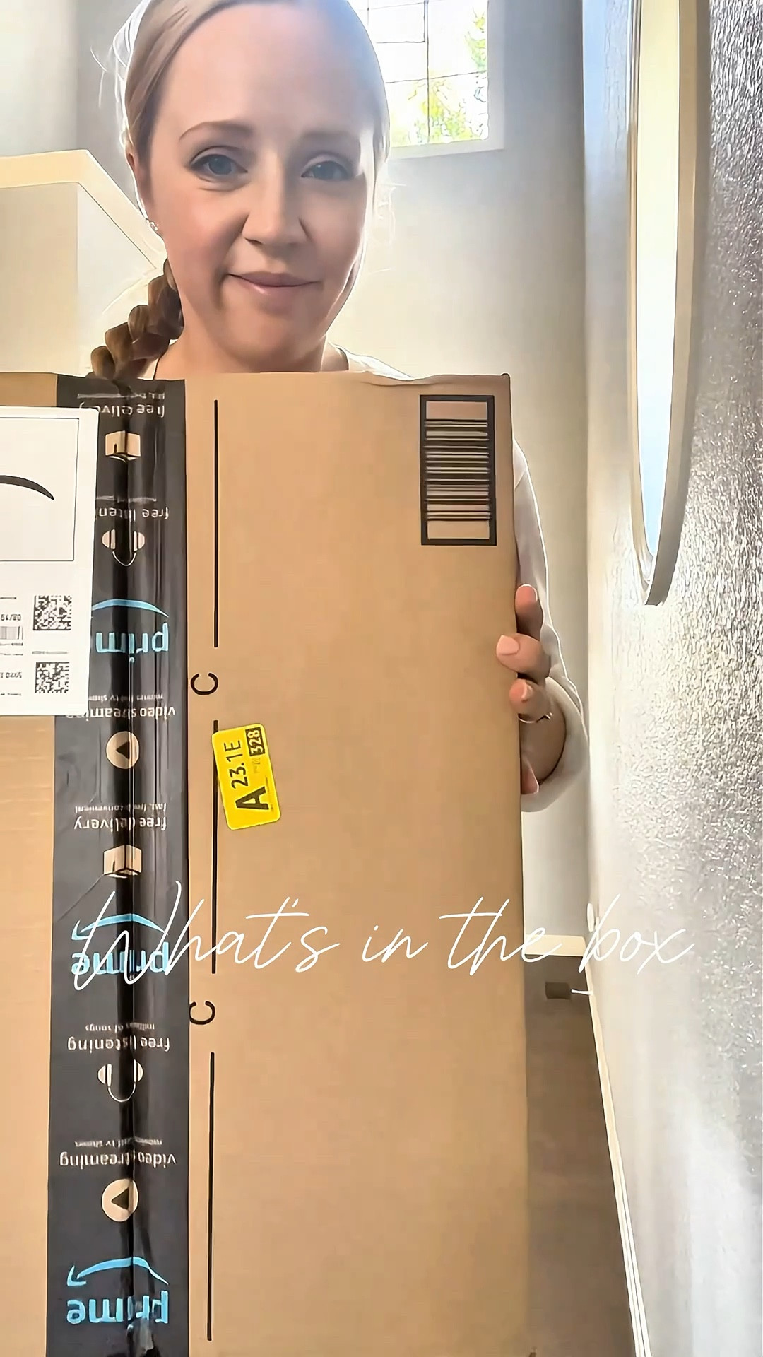 My recent Amazon order! Astragalus root helps boost immunity and inflammation (I use for chronic knee pain from running). A cosmetic bag that has tons of slots and pockets for makeup and toiletries. A jewelry rack that holds earrings, bracelets, and necklaces! My other jewelry holder only held necklaces. 

#LTKFindsUnder100