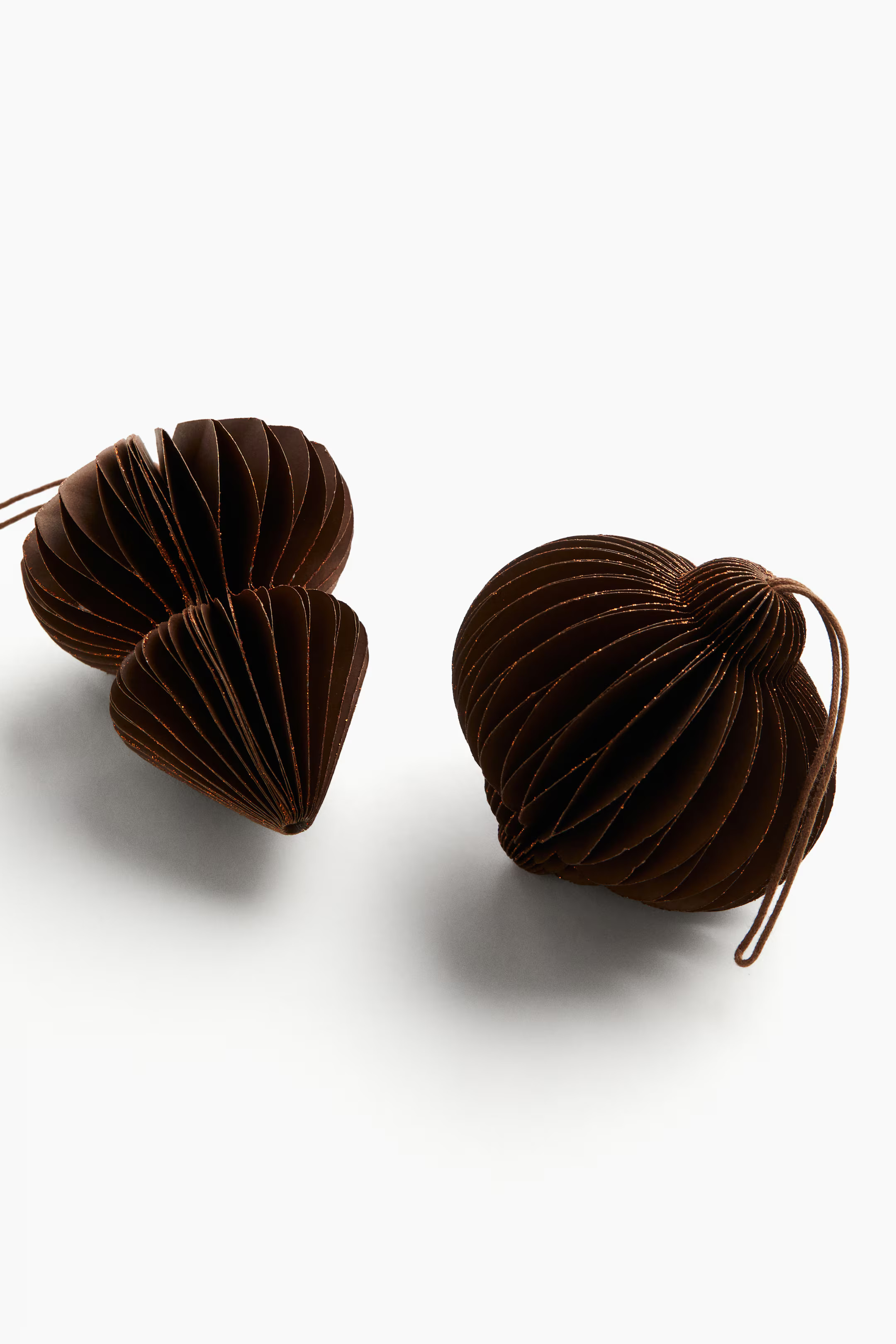 2-Pack Paper Ornaments | H&M (US + CA)