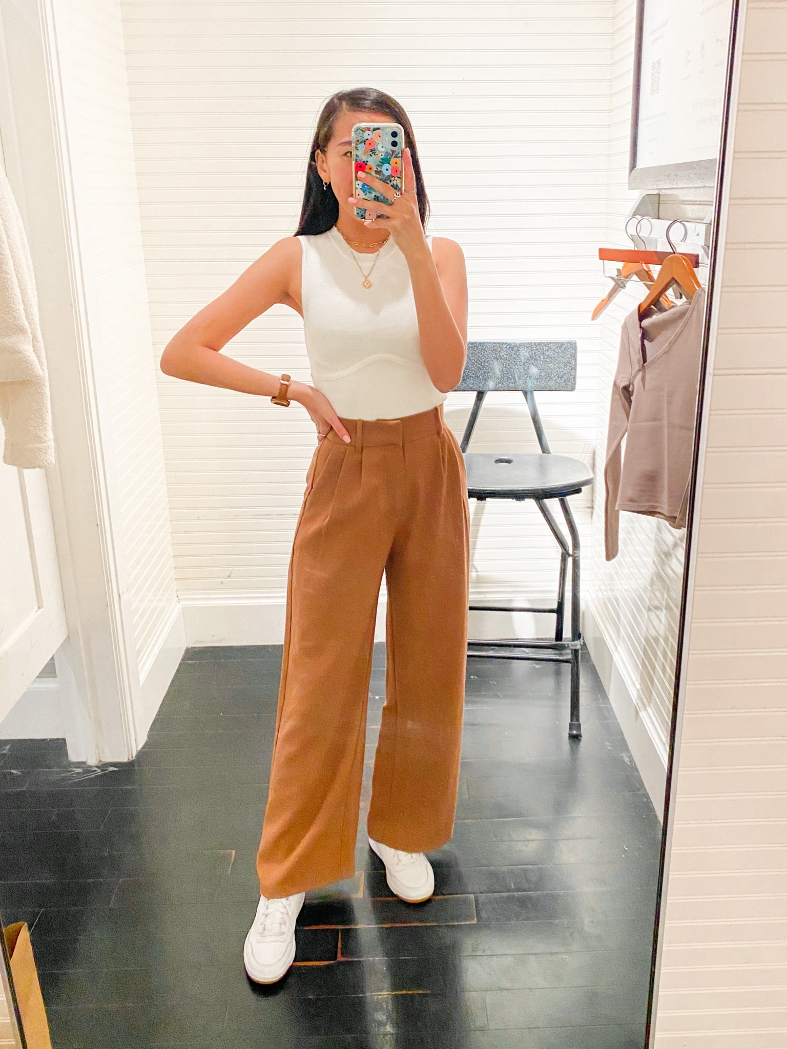 Top (XS), Abercrombie sale, spring outfit, Abercrombie finds, spring look



#LTKunder50 #LTKstyletip #LTKSeasonal