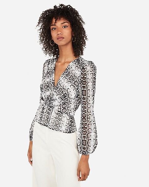snakeskin print deep v-neck twist peplum top | Express
