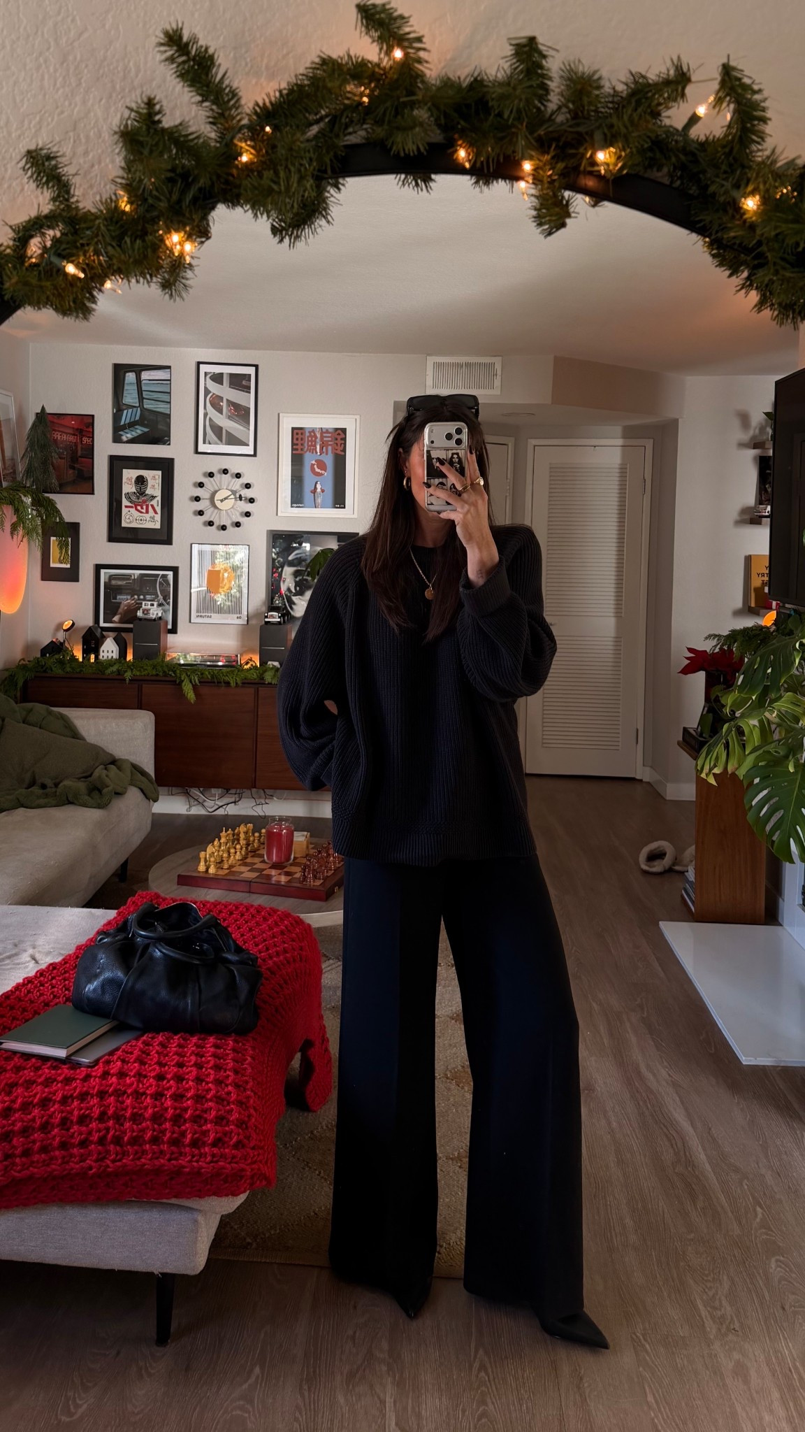 This sweater is everything to me! The comfiest & slouchiest. I’m always getting compliments on it and it’s from the men’s section of Abercrombie lol