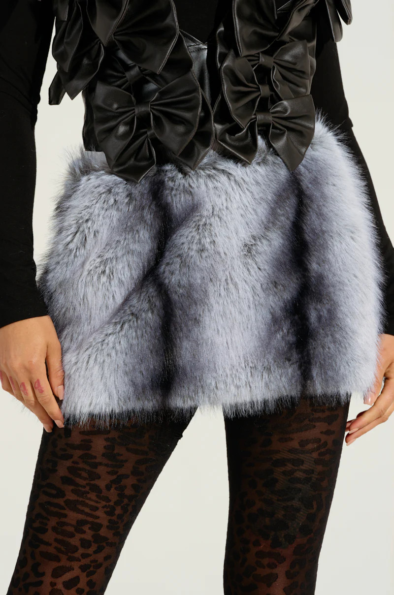 ICE QUEEN FUR MINI SKIRT | AKIRA