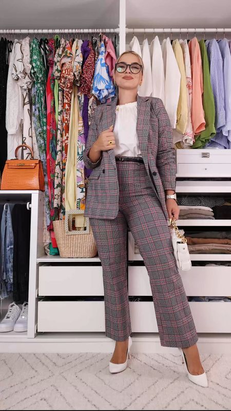 Office look with a suit

#LTKunder50 #LTKstyletip #LTKworkwear