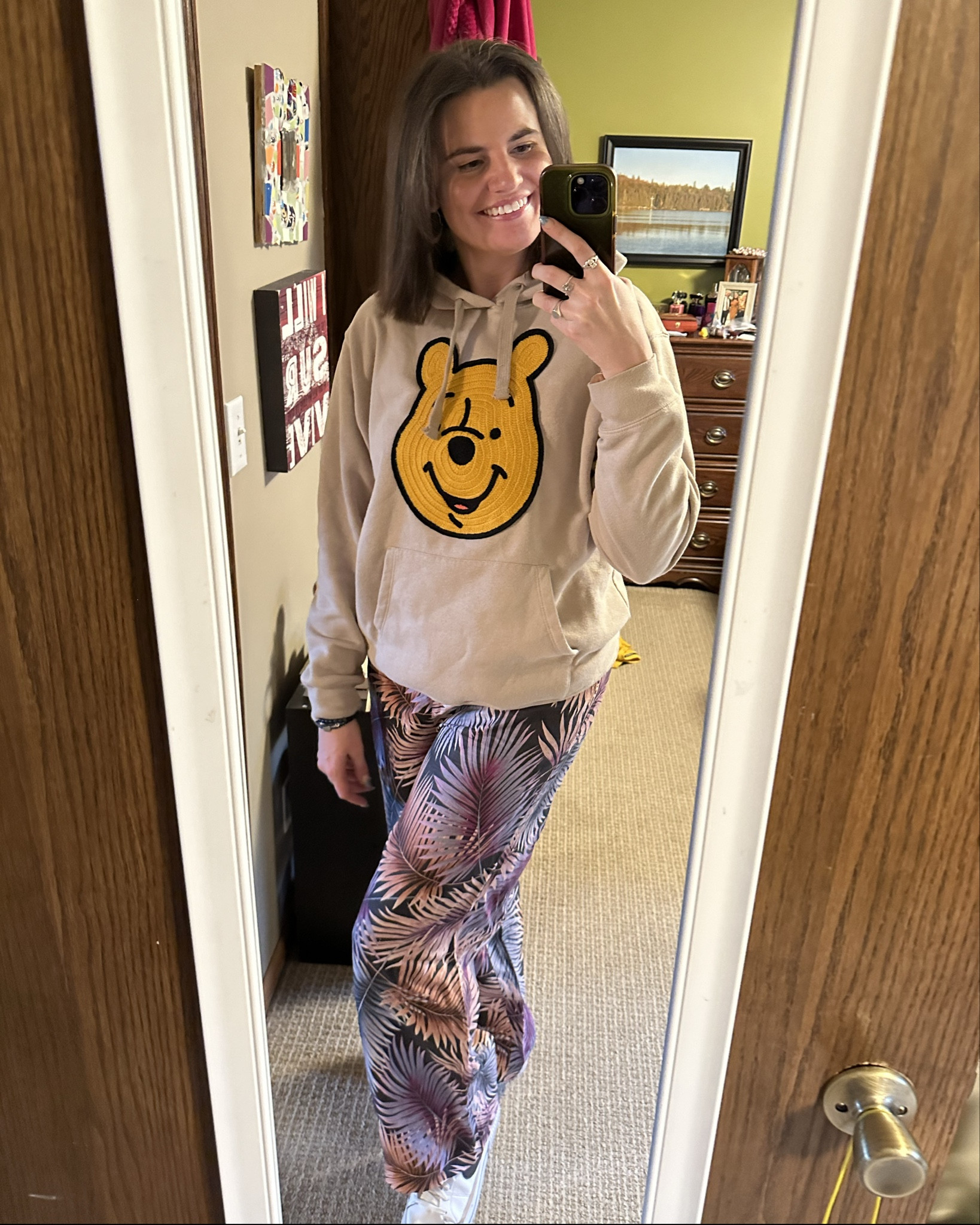 Airport Travel outfit to San Francisco💛
1️⃣ Pooh Bear sweatshirt find from Macy’s Backstage💛
2️⃣ Royalty palm leaf pants from Macy’s🌴
3️⃣ Sanctuary white twist top🤍
4️⃣ Nike platform sneakers🖤

#LTKtravel #LTKstyletip