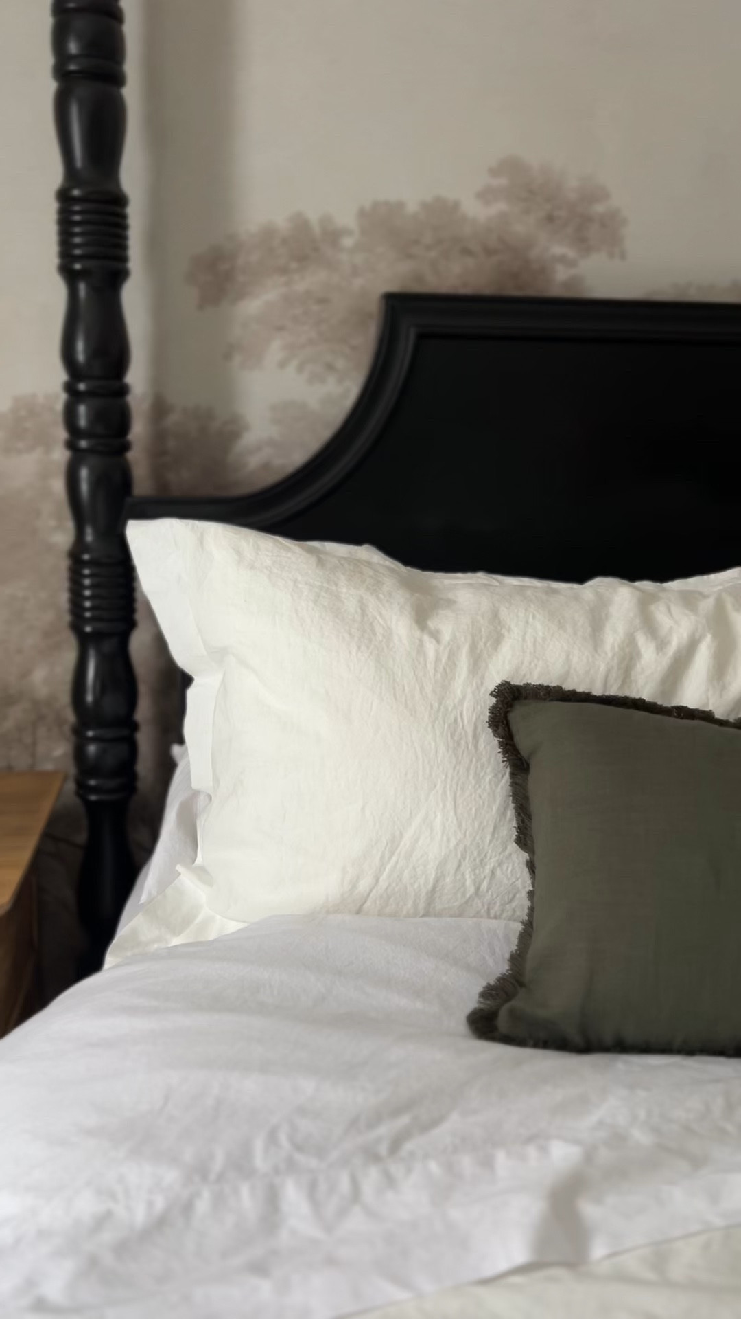 On sale bedding
White bedding
Affordable bedding
Amazon 
Target 

#LTKFindsUnder100 #LTKSaleAlert #LTKHome