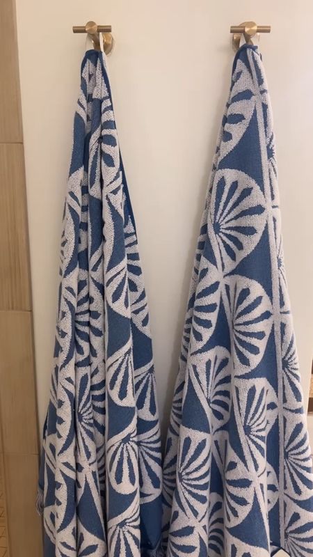 Gorgeous and huge beach towels 

#LTKHome #LTKFindsUnder50
