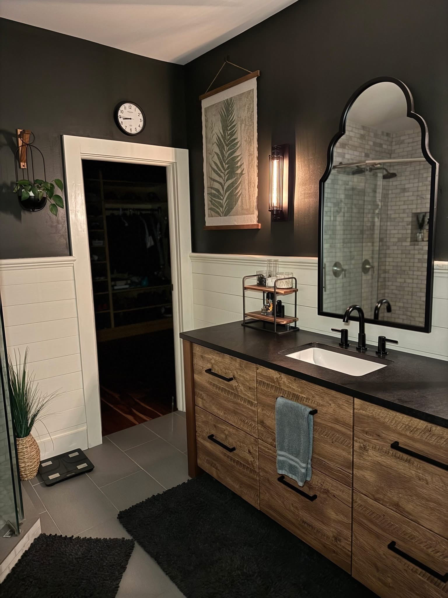 My Bathroom is a bit moody, but so am I at times! 🖤

#moodyhome #moodyhomedecor #darkpaint #boho #blackpaint

#LTKHome #LTKFindsUnder100 #LTKFindsUnder50