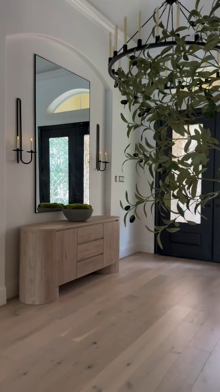 Looks designer & Will Sell Out 😩

You WON’T believe the price plus it comes in black! This gorgeous sideboard brings that high-end designer vibe without the hefty tag. I’ve linked the exact products below for easy purchase.

👉 Tap the link NOW before it’s completely gone!

#SideboardGoals #DesignerLookForLess #HomeDecorFinds #BlackFurniture #LivingRoomInspo #HomeStorage #FurnitureFinds #MustHaveDecor #AffordableLuxury

#LTKSaleAlert #LTKHome