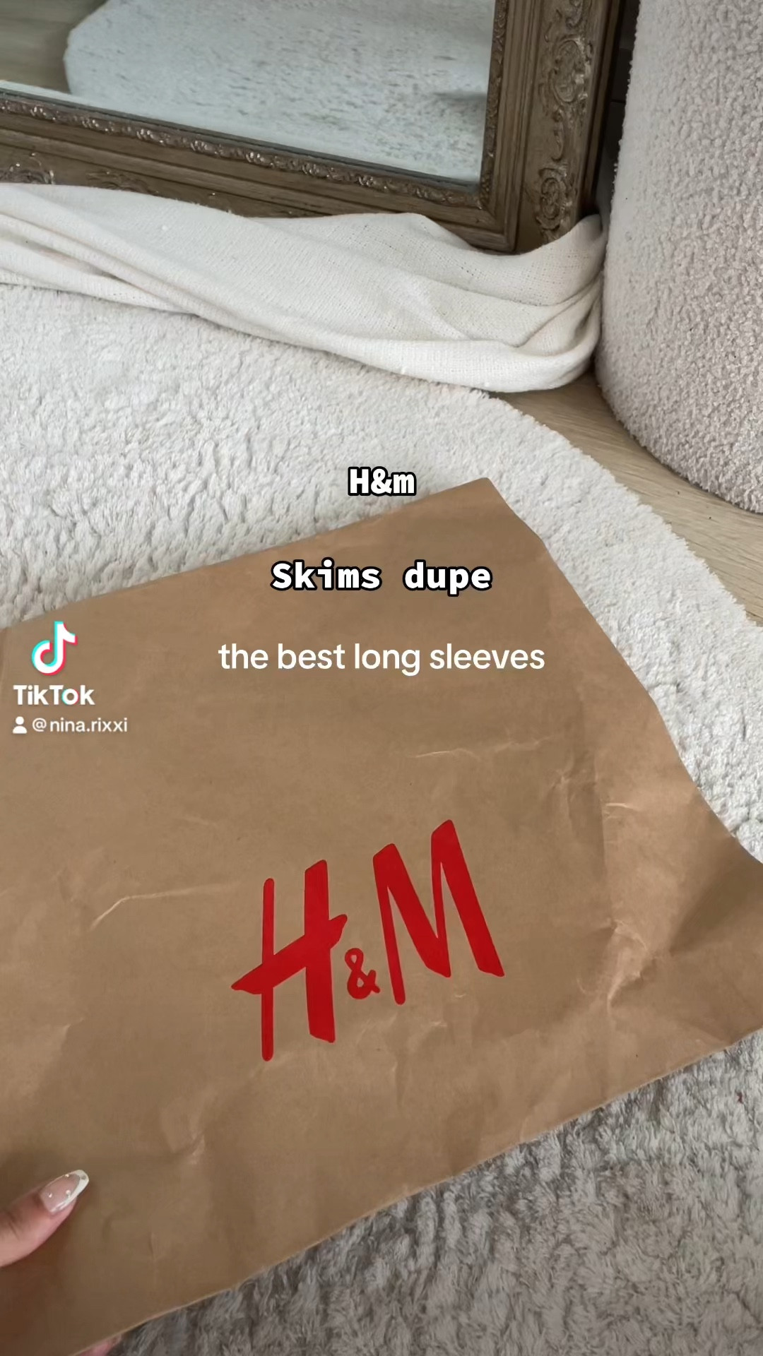 Top effet skims h&m 

#LTKGiftGuide #LTKeurope #LTKSeasonal