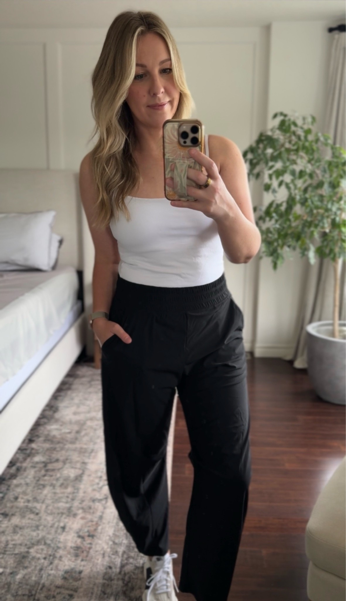 Summer on the go! 
Pants- medium
Tank- medium
Shoes- TTS

#LTKcanada #LTKsummer #LTKtravel