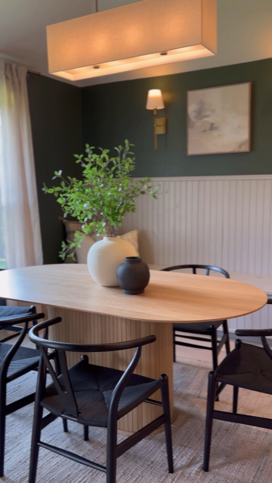 Fall is the perfect time to cozy up your home 🍂 From the dining room to the bedroom, @wayfair has
everything you need to make your spaces warm and inviting. Their Epic Fall Sale is on now — with up to
70% off + fast, free delivery on orders over $35! I’ve linked my favorite finds so you can bring the same
designer-approved style home ✨
@wayfair #Wayfair #Ad #WayfairPartner #liketkit

#LTKSaleAlert #LTKHome #LTKFallSale