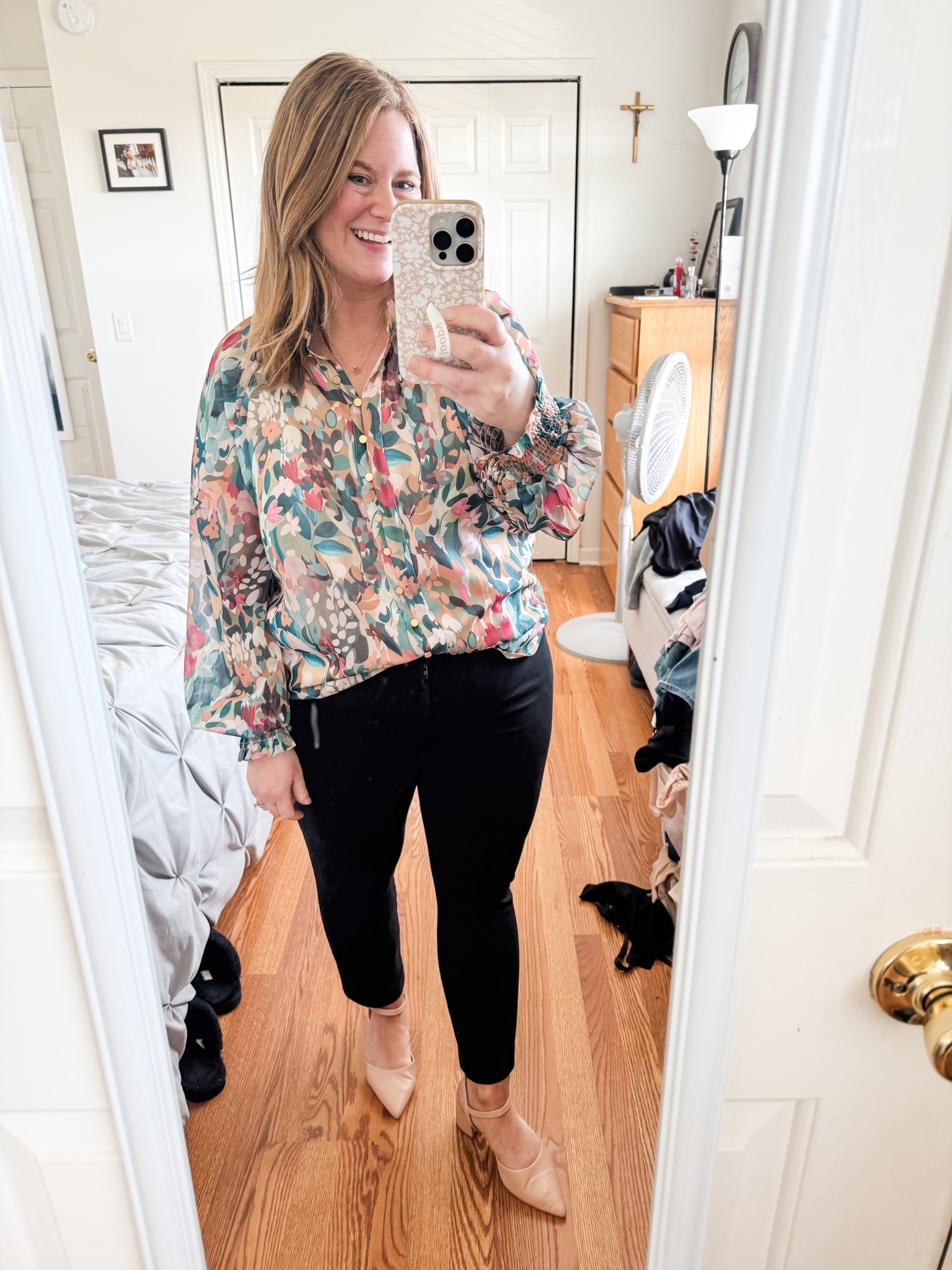 I love this blouse to dress up an outfit! Perfect for the office or for a teacher outfit.  

#LTKWorkwear #LTKMidsize #LTKPetite