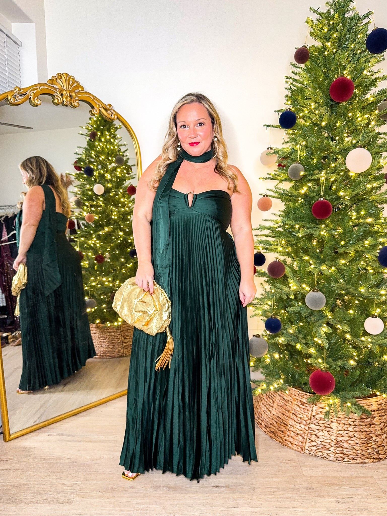 Abercrombie Everything + an Extra 15% off Select Styles-use code CYBERAF at checkout for an additional 15% off, which will stack on ALL promos!

Size LARGE PETITE in sequin dress

Holiday style, holiday outfit, party dress, NYE outfit, Christmas outfit, gifts for her, gift ideas, petite style, wedding guest dress, Black Friday, cyber Monday 

#LTKMidsize #LTKCyberWeek #LTKHoliday