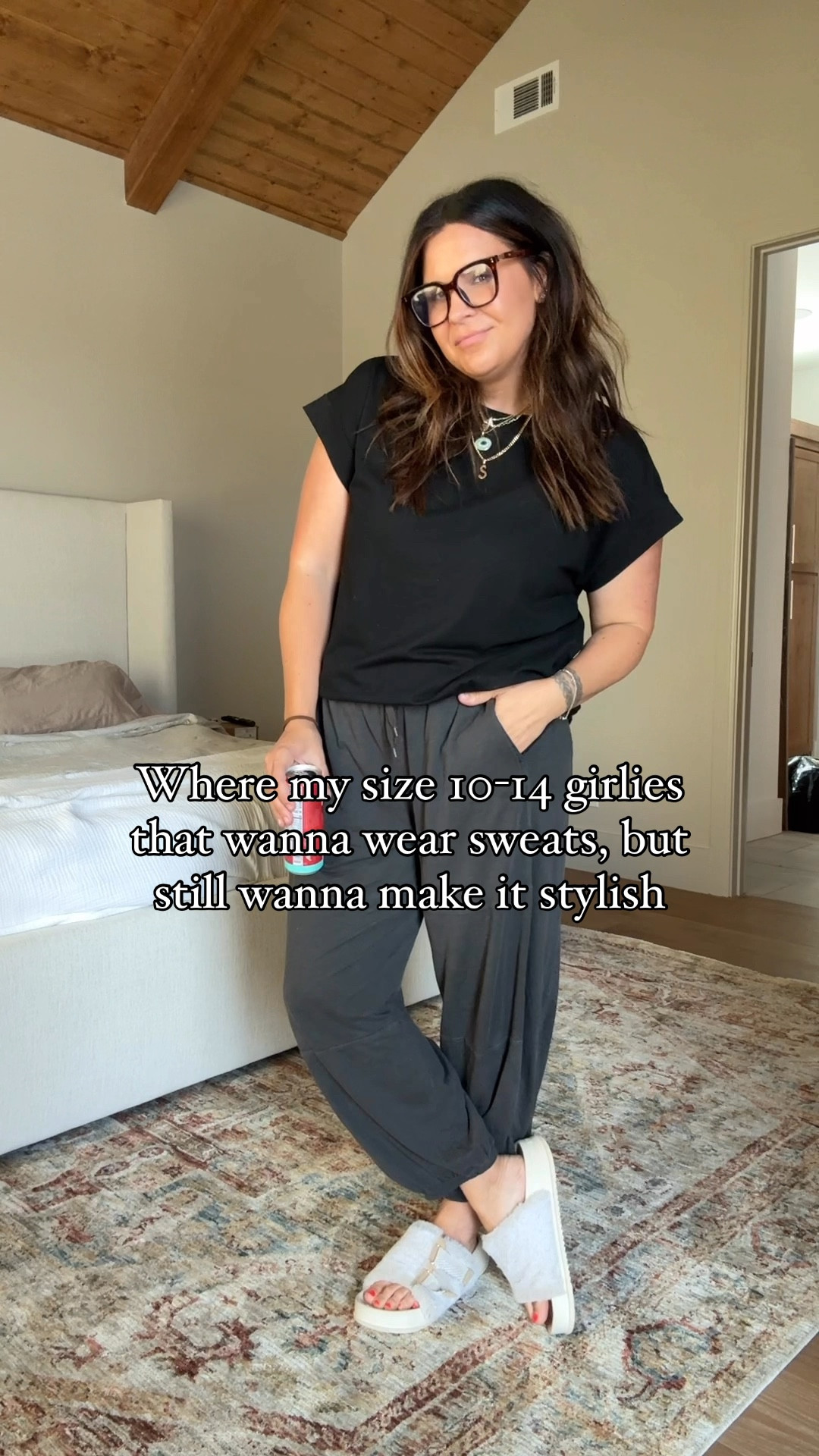 Sweats for the day, but make em stylish 
These tee’s from Amazon are still my favorite!
Wearing the XL
Aerie Sweats: XL 
BEST SLIPPER SANDALS!!!


#LTKStyleTip #LTKMidsize #LTKFindsUnder50