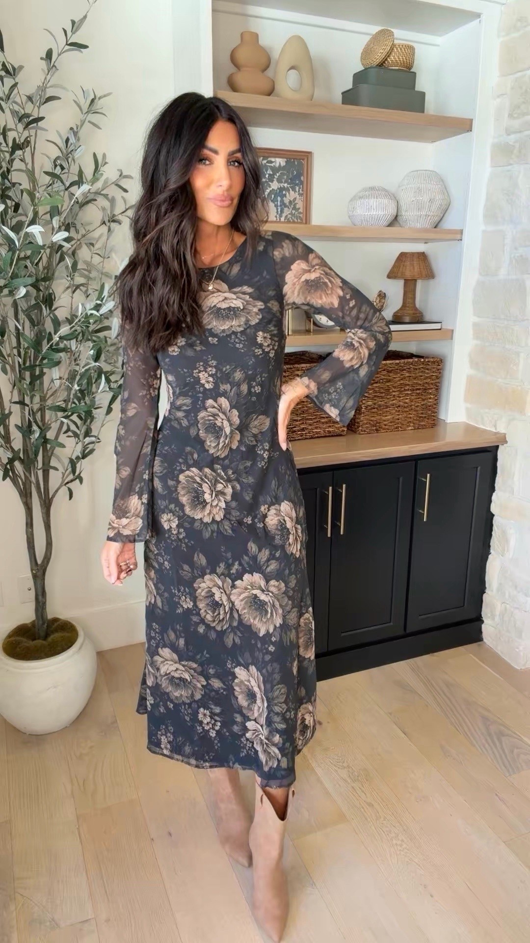 @12th Tribe 
Family picture dress | fall floral dress