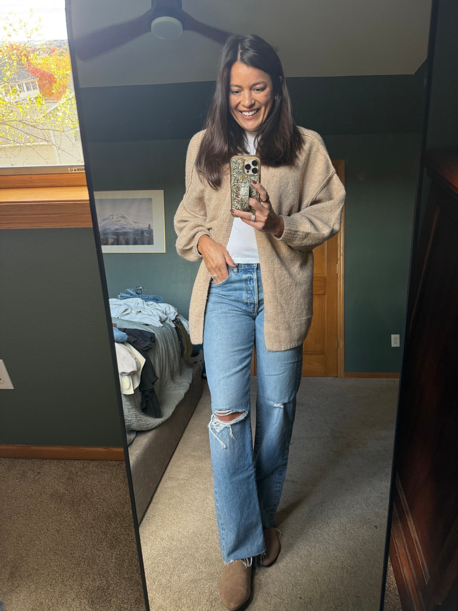 The perfect slouchy cardigan. I got my TTS. 🐻🤎

#LTKSeasonal #LTKStyleTip