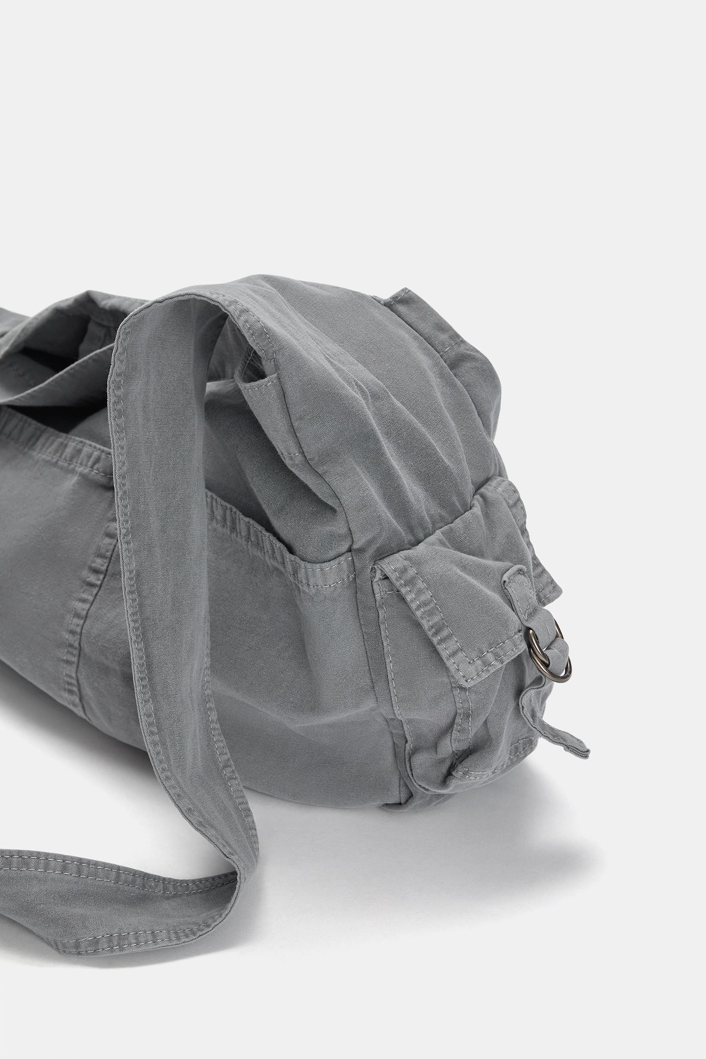 Shopper-Tasche aus Canvas | PULL and BEAR DE