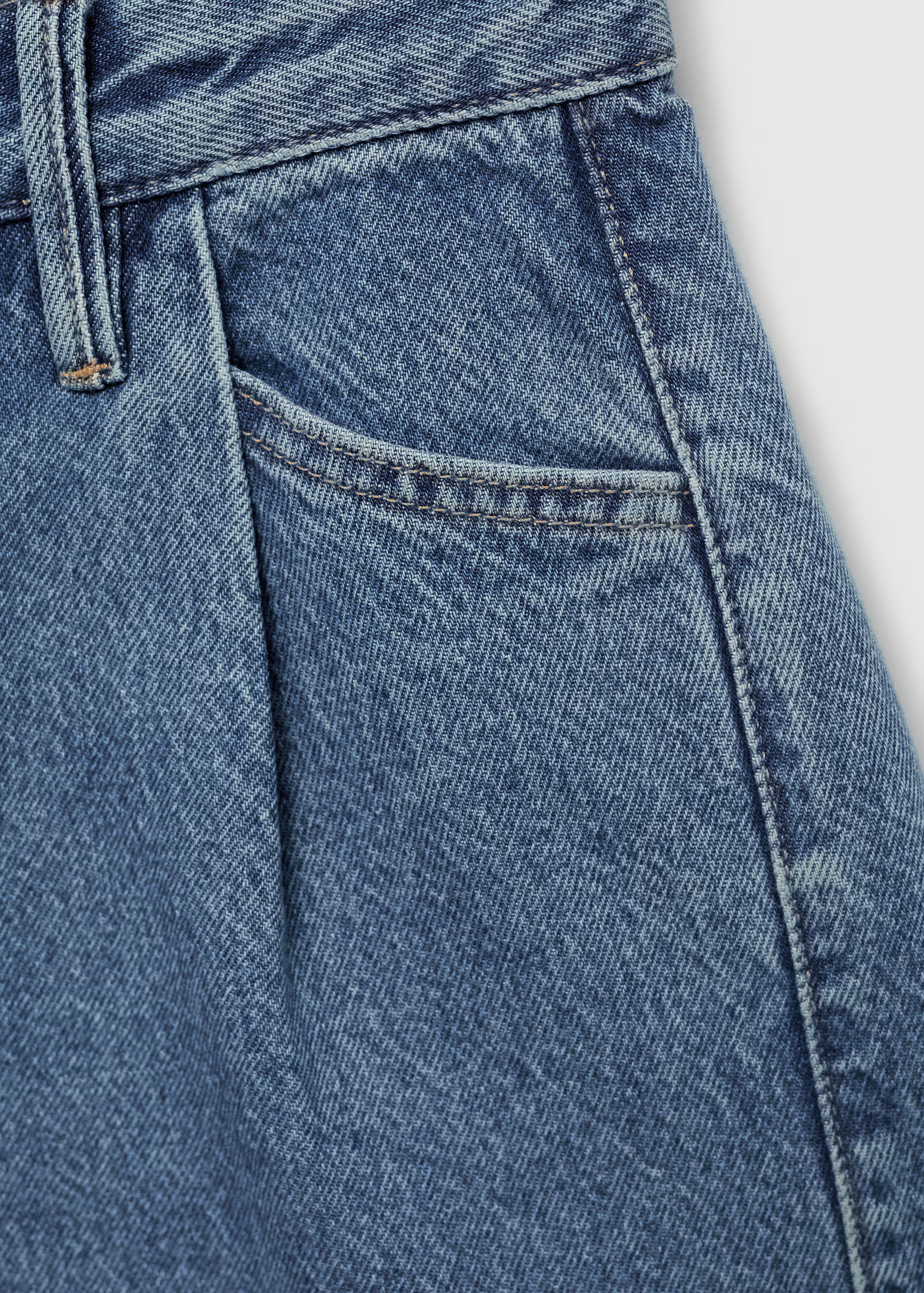 Short en jean revers effilochés | MANGO (FR)