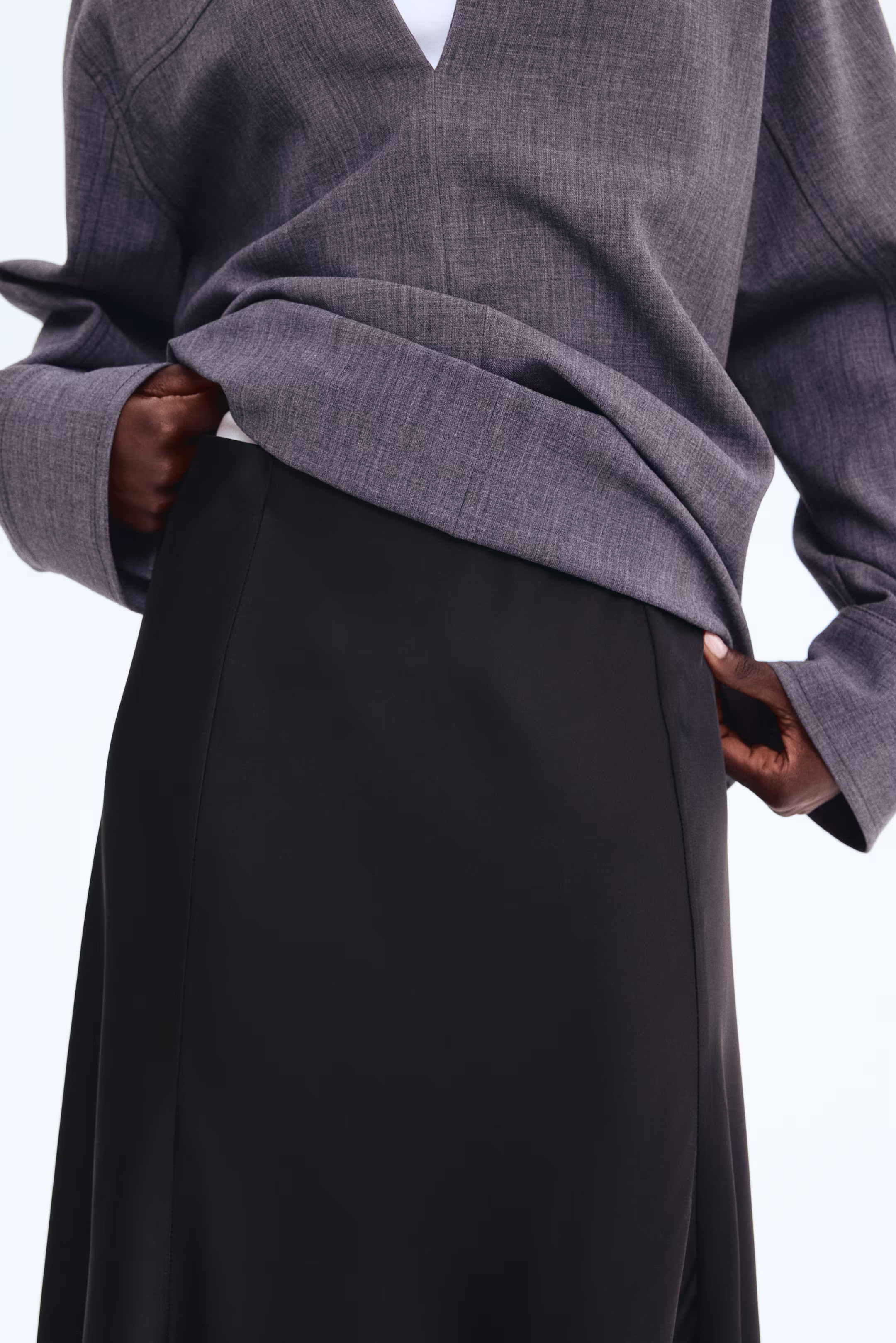 Satin maxi skirt | H&M (UK, MY, IN, SG, PH, TW, HK)