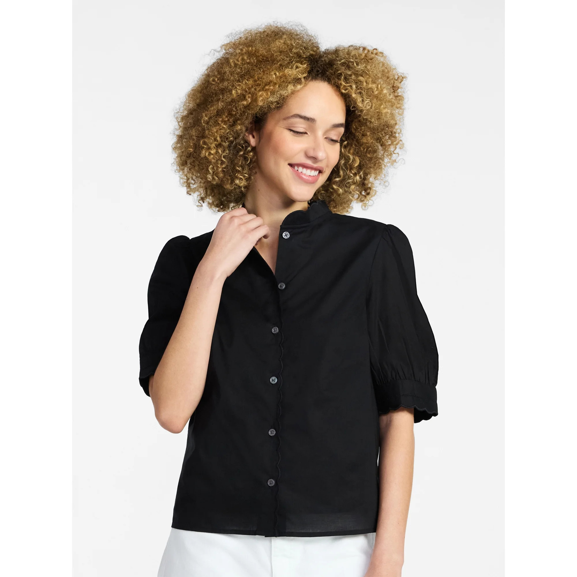 Time and Tru Women's Cotton Scalloped Edge Blouse with Short Sleeves, Sizes XS-XXXL | Walmart (US)