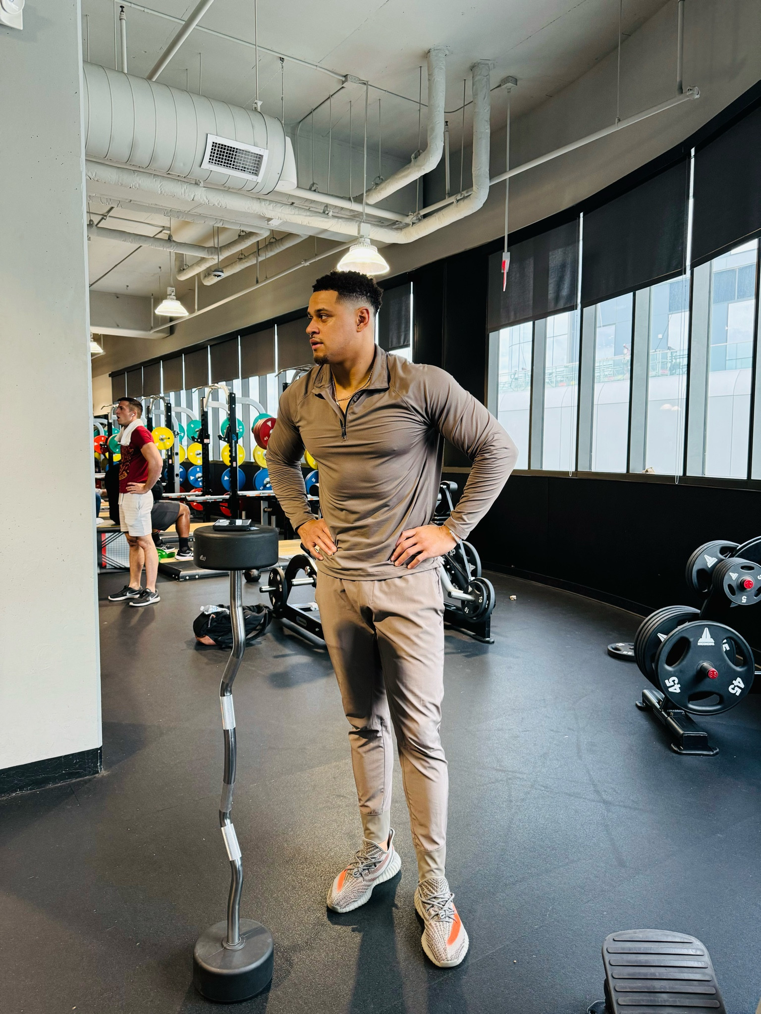 Gym fit 
-
#abercrombie #gymfit #comfy

#LTKworkwear #LTKfindsunder100 #LTKstyletip