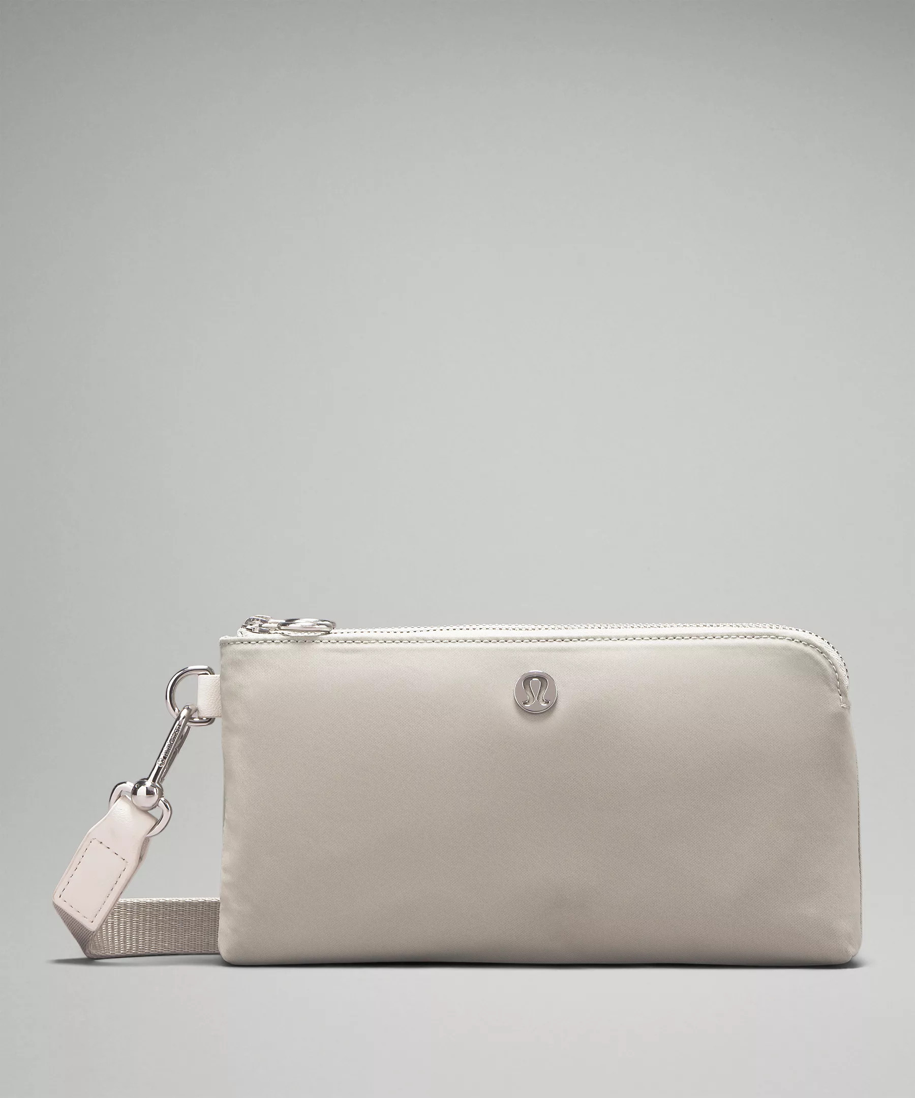 Curved Wristlet | Lululemon (US)