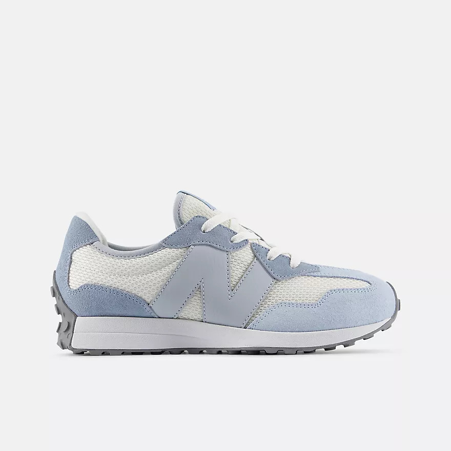 327 Lace | New Balance Athletics, Inc.