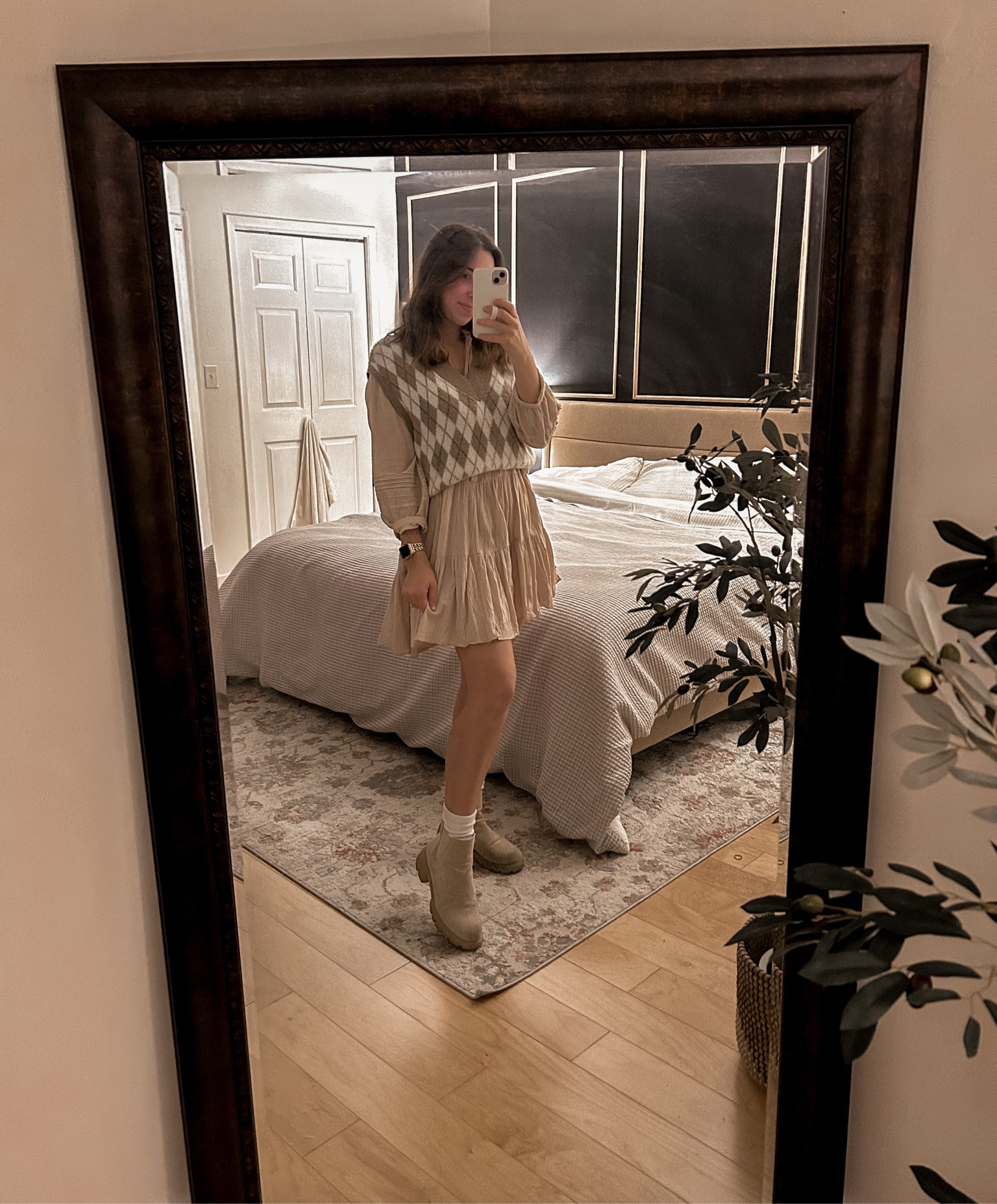 Sweater vest outfit 🤎

#LTKsalealert #LTKstyletip #LTKfindsunder50