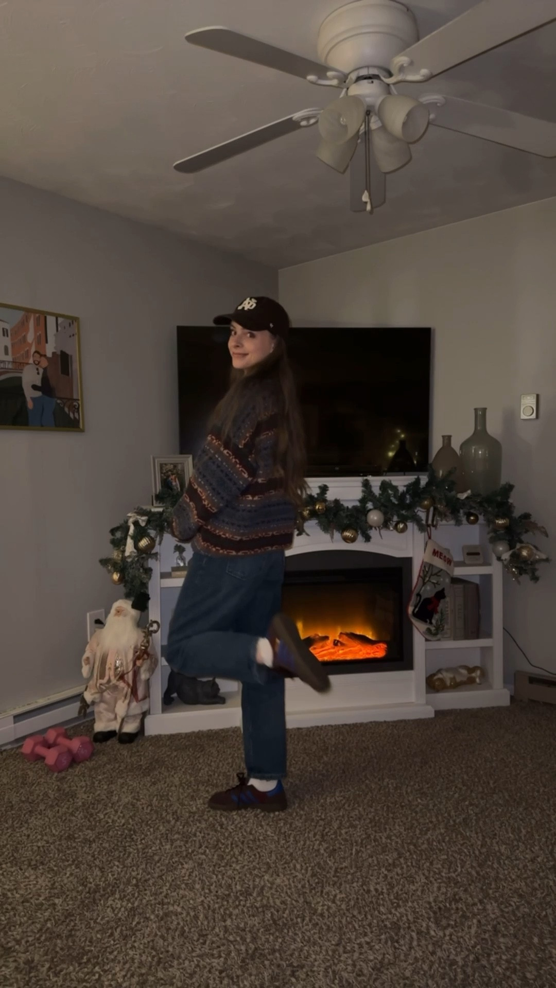 1/2/26 ootd!

Hat: Notre Dame book store
Sweater: thrifted
Jeans: Banana Republic
Sneakers: Adidas Spezial