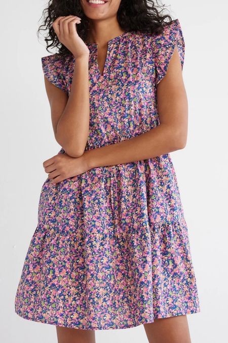 Cute floral dress from Walmart 

#LTKSeasonal 
#LTKfindsunder50 #LTKfindsunder100 #LTKsalealert 


#LTKtravel #LTKstyletip