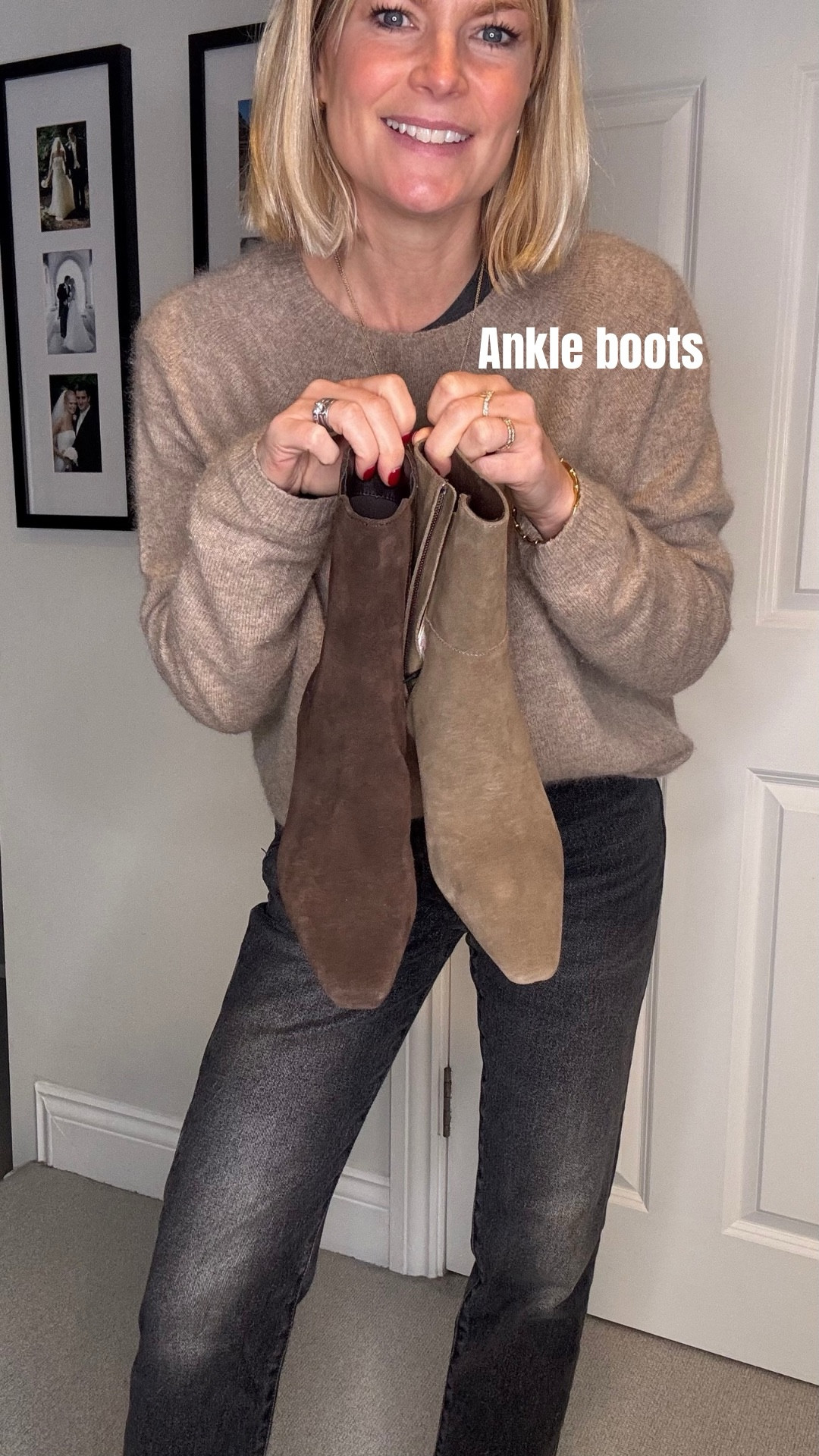 A little try on of some very nice suede ankle boots 

Wearing my usual size in both of these. 
Both good close fitting styles for wearing under shorter length jeans as well as wide leg styles. 

The lighter option does also come in brown too 

Suede boots
Ankle boots 
Chocolate suede boots 

#LTKuk #LTKwinter #LTKshoes