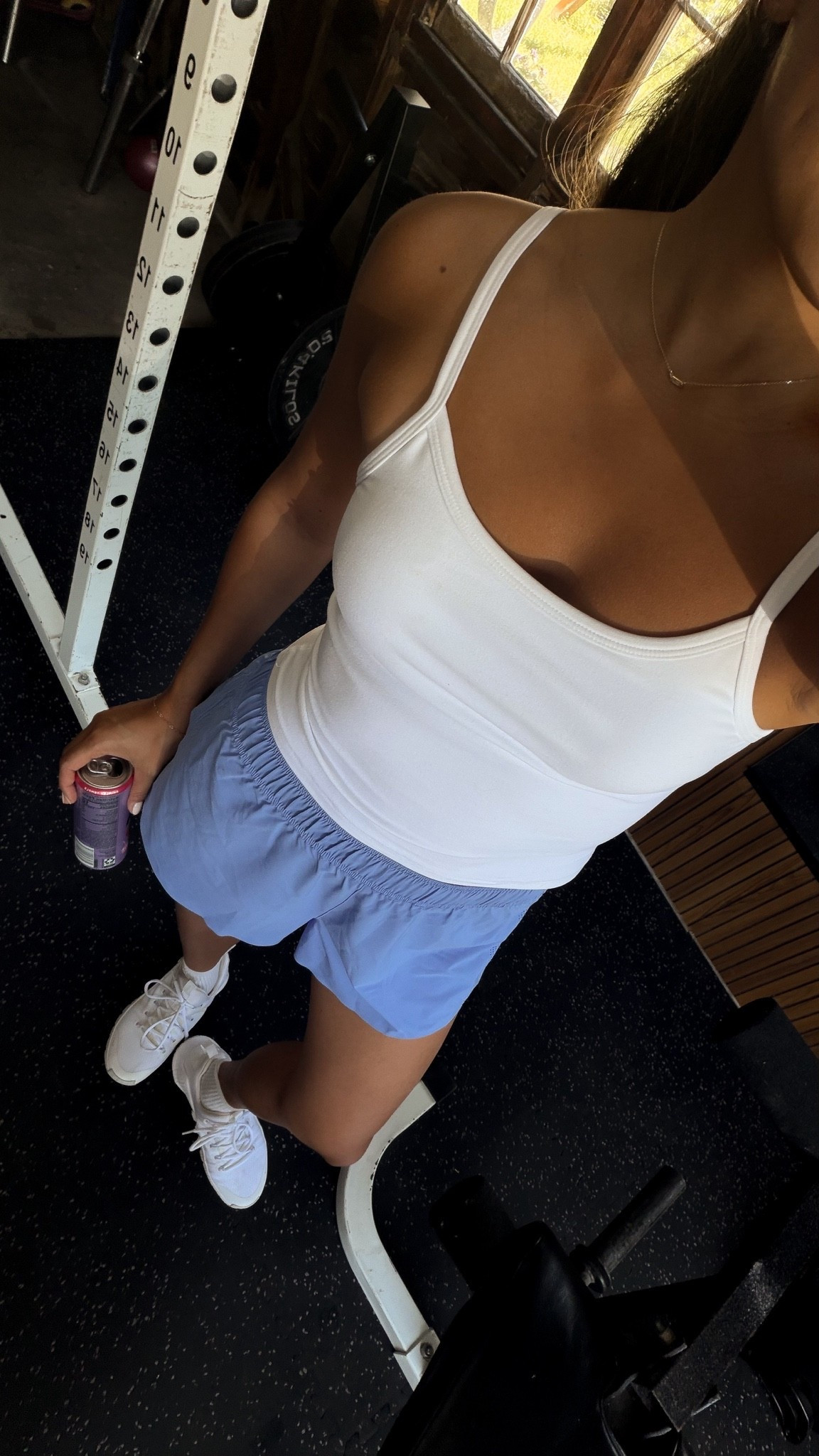Gym outfit! Wearing size S in the top and XS in the bottoms.