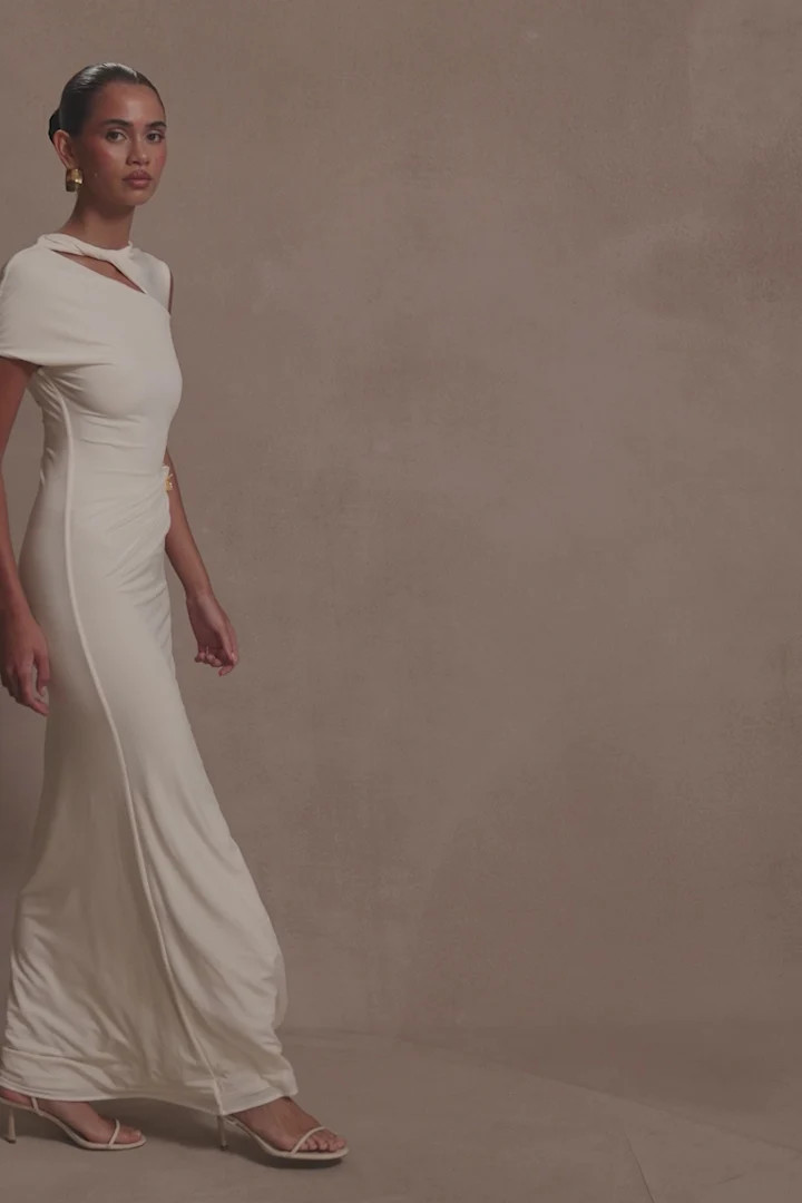 Kaida Slinky Maxi Dress With Hardware - Ivory | MESHKI US