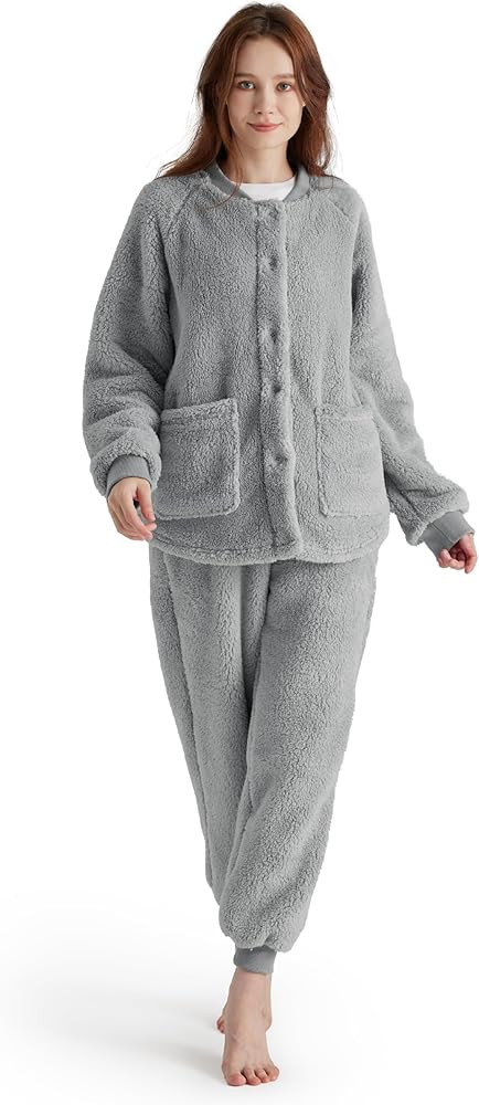 Bedsure Womens Pajama Sets, Fuzzy Fleece Pajama Loungewear, 2 Piece Winter Sherpa Sleepwear Soft ... | Amazon (US)