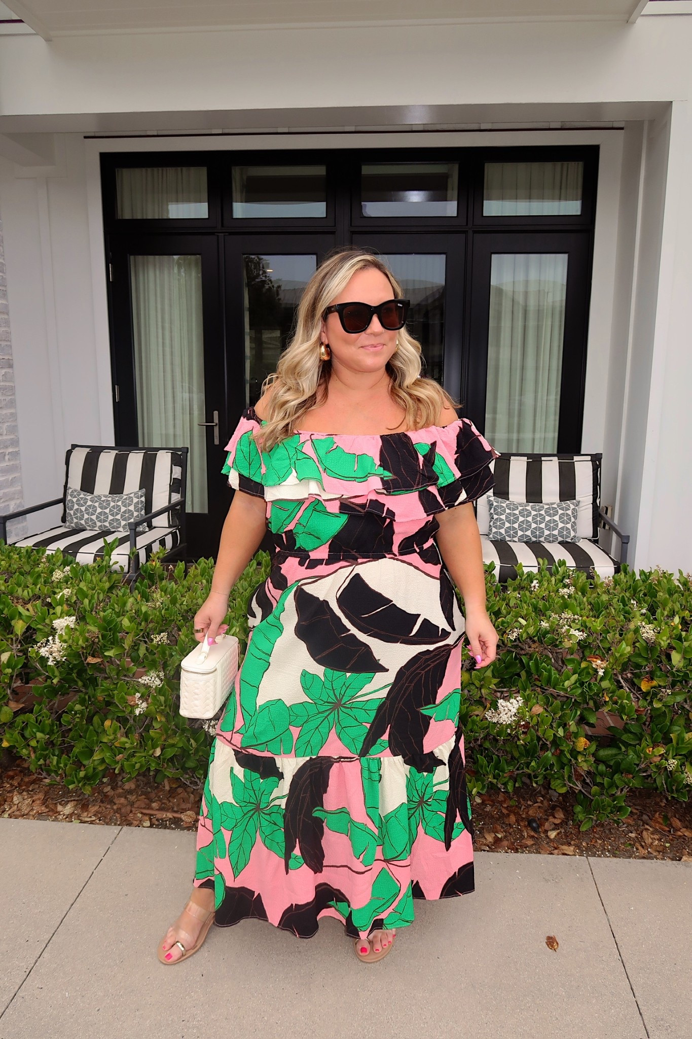 Super cute off the shoulder Walmart dress!! Perfect for summer vacations! 

Wearing size LARGE

Summer style, summer dress, Walmart fashion, Walmart finds, beach style, resort wear, travel outfit, vacation outfit, date night outfit



#LTKPetite #LTKStyleTip #LTKMidsize