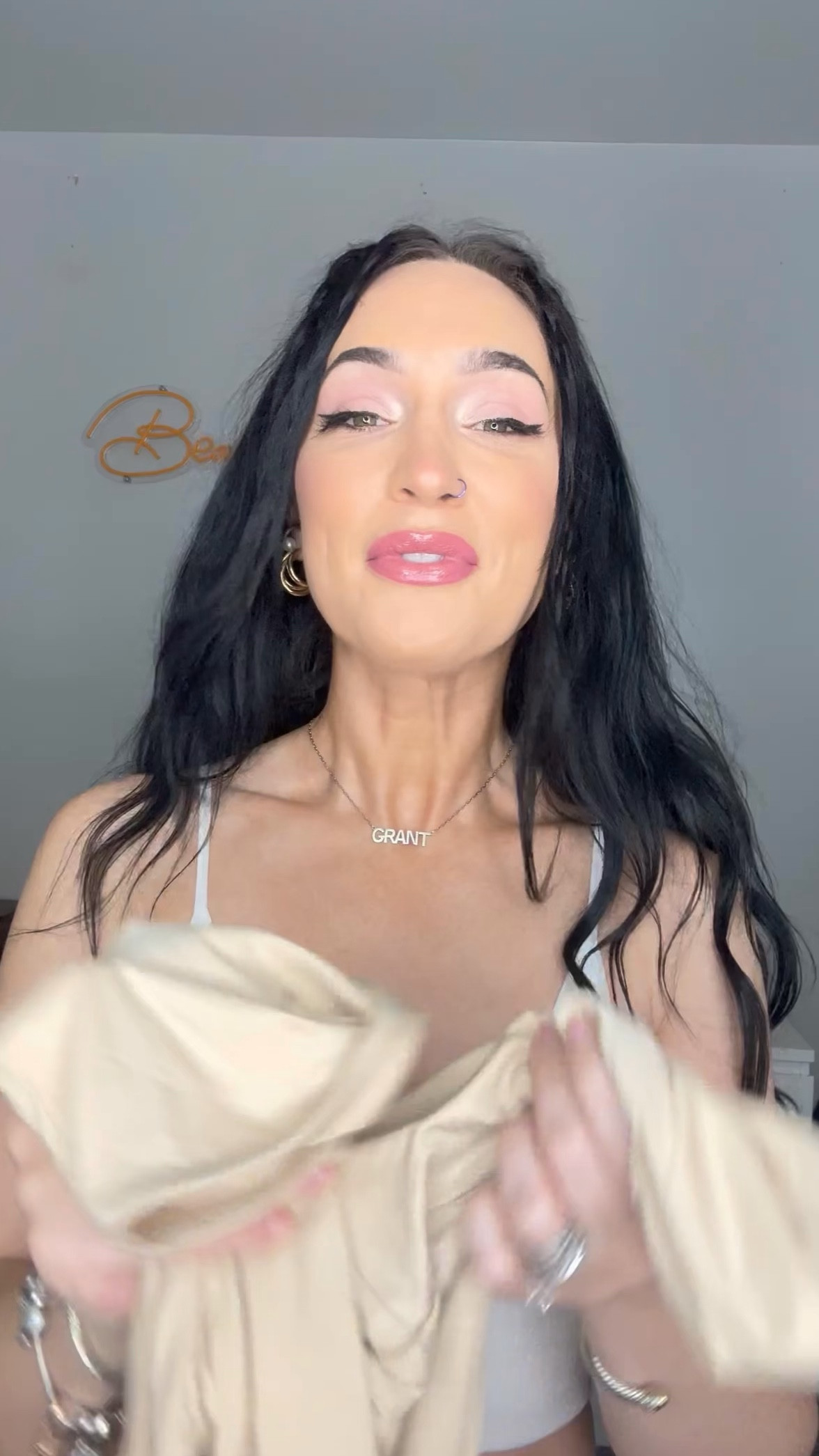 The VIRAL SKIMS DUPE set under $40! She comes in a bunch of colors too. I’m wearing a small but would have rather gotten an XS! The material is so buttery soft & stretchy. She’s a winner, she’s a 10 🤌🏽

Comment SET for the direct link + full outfit deets sent to your DM!

#budgetfinds #amazonset #viralset #twopieceset #casualstyle #casualoutfit #amazonoutfit #styleme #whatiworetoday #toddlermama #midwestmama #ltkunder50 viral Amazon set, skims dupe, skims set, loungewear, amazon loungewear

#LTKfindsunder50 #LTKfitness #LTKstyletip