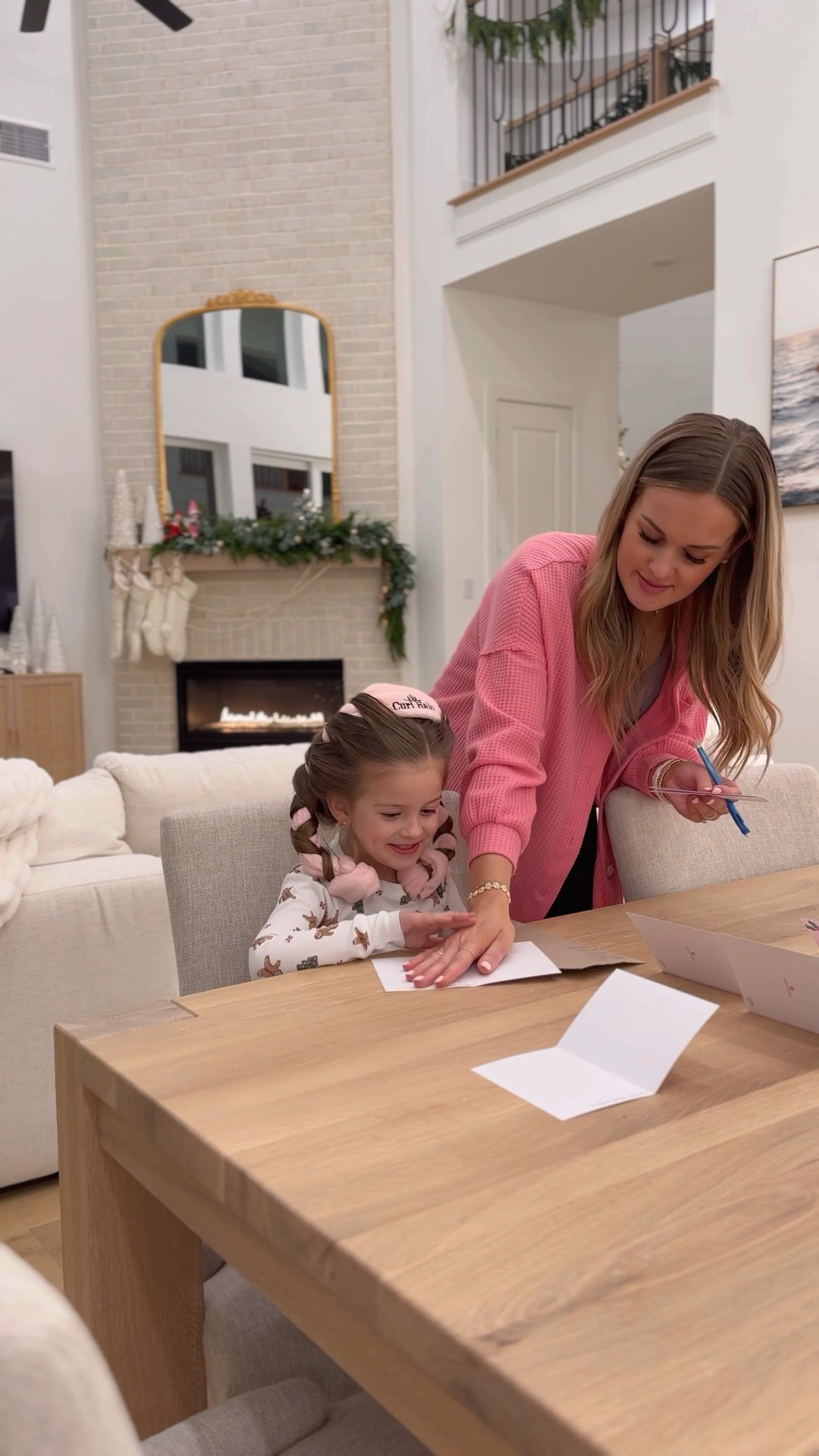 Pink themed teacher Christmas gifts this year 💕 These would make such a good friend gift too!

#LTKGiftGuide #LTKHoliday #LTKSeasonal