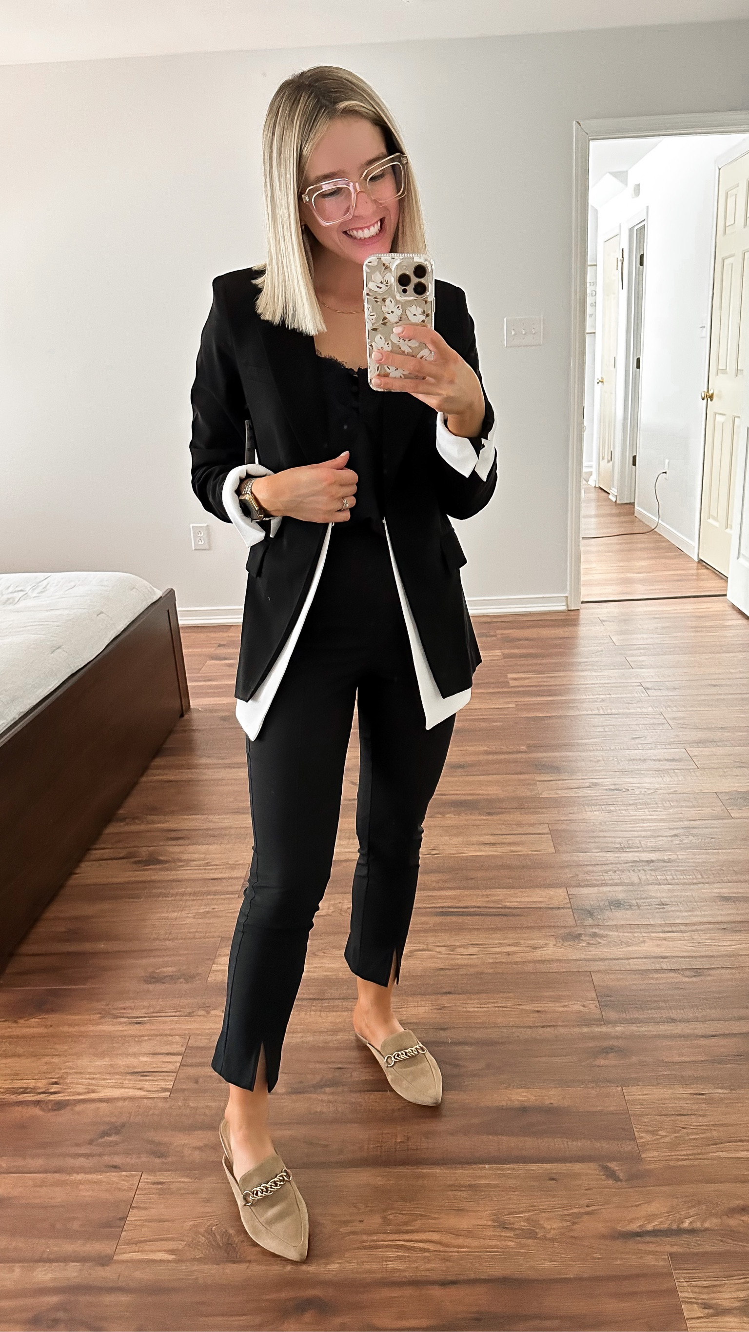 Halogen colorblock open front blazer XS TTS

Zella split hem slacks in black S TTS

Steve Madden mules TTS

#LTKunder100 #LTKxNSale #LTKsalealert