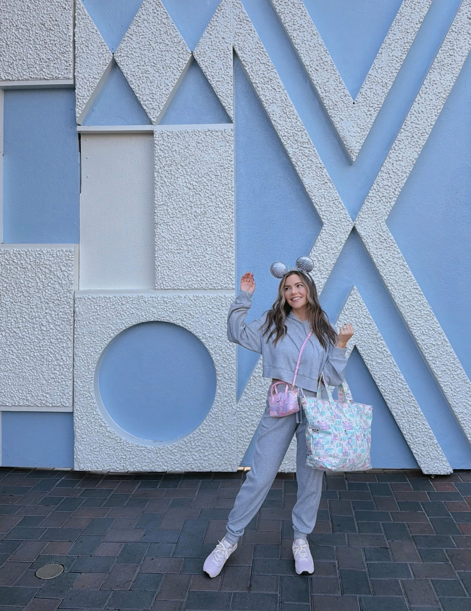 it’s a small world holiday outfit 🩵
almost all 30% off for cyber monday 