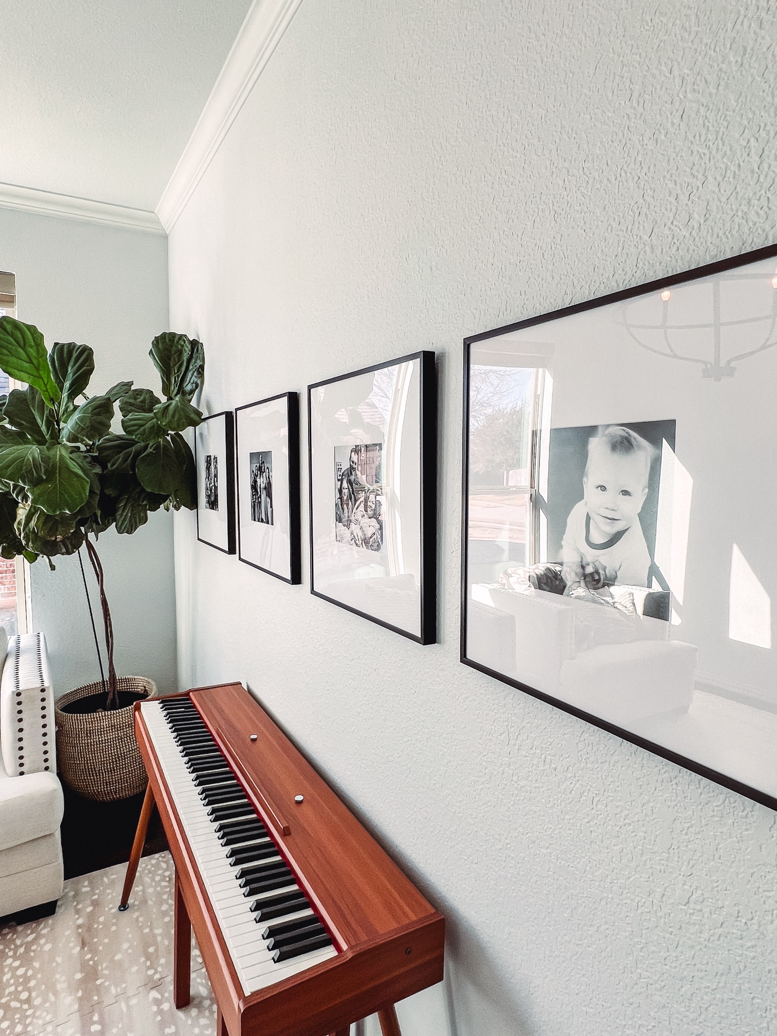 Frame It Easy is simple to use. Upload the pictures you want to use once your frame is picked out and they come ready to hang! But if you’re like me, and want the option to change out your photos, order just the frame and assemble yourself. 

10% off http://frameiteasy.com/jujubdaily

#LTKbaby #LTKhome #LTKfamily