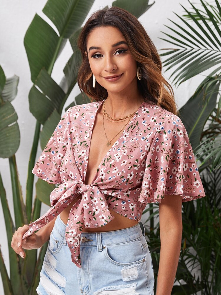 SHEIN Ditsy Floral Print Tie Front Butterfly Sleeve Top | SHEIN