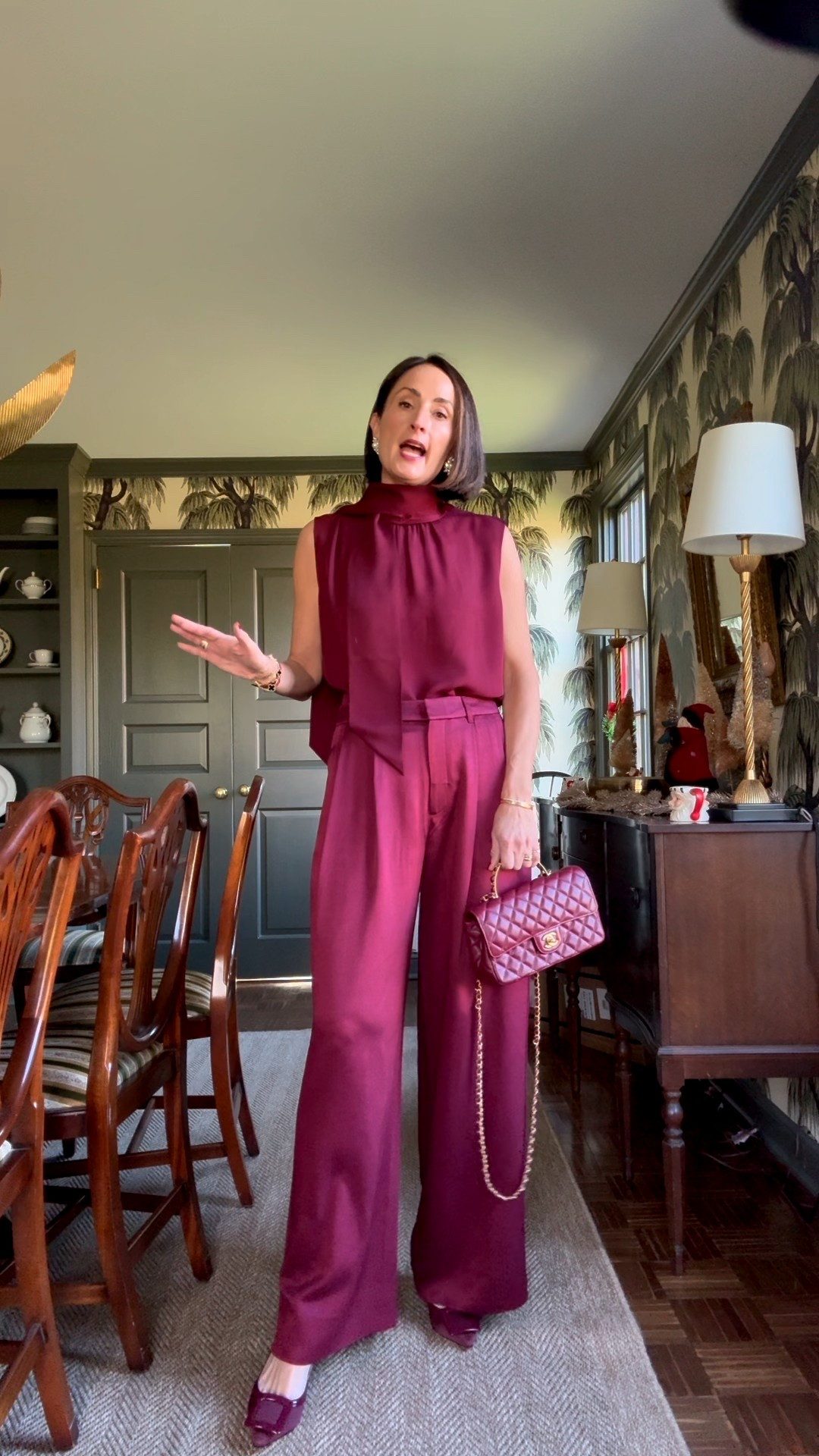 Holiday lunch look.🥂 My @meandem obsession continues.


#LTKootd #LTKOver40 #LTKHoliday