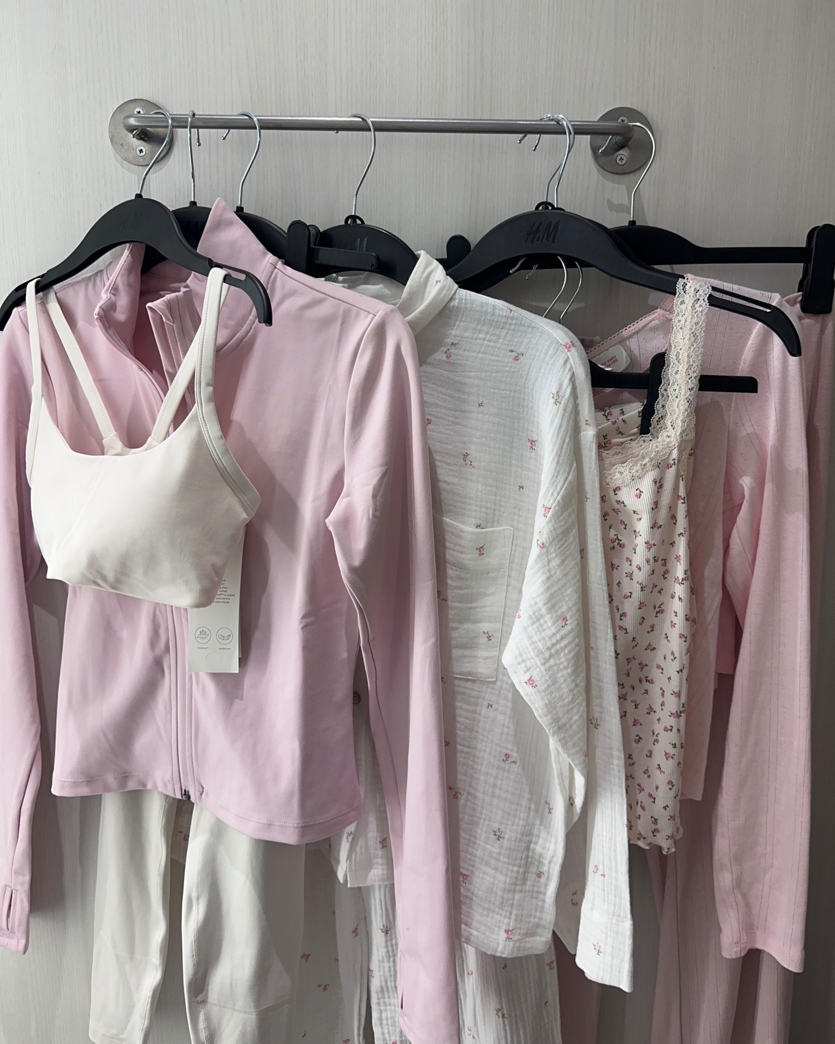 H&M Pink& White favourites 💗 

#LTKfitness #LTKspring #LTKuk