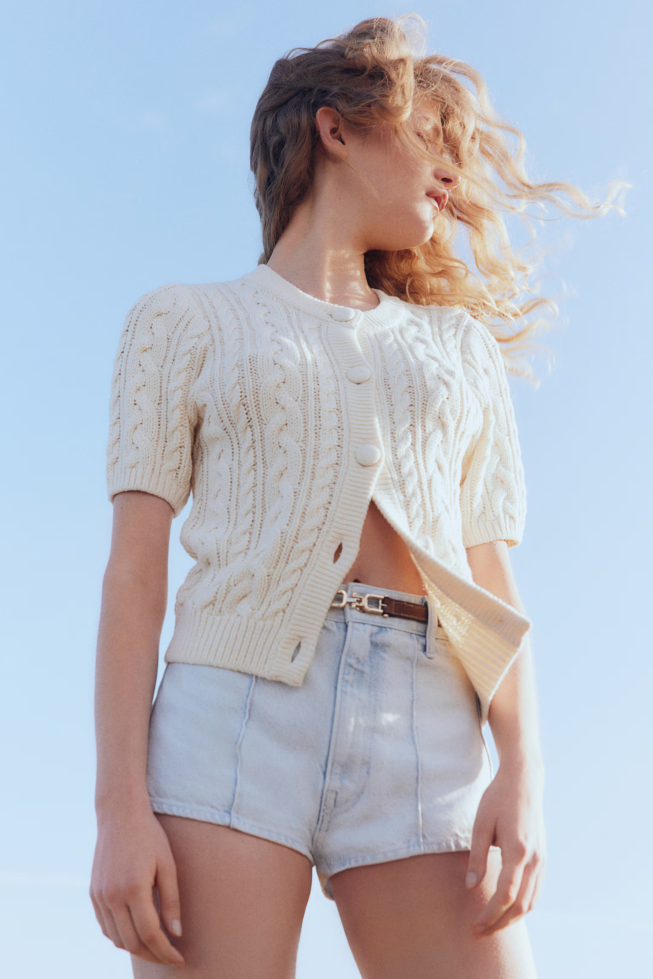 Cardigan mit Zopfmuster | H&M (DE, AT, CH, NL, FI)