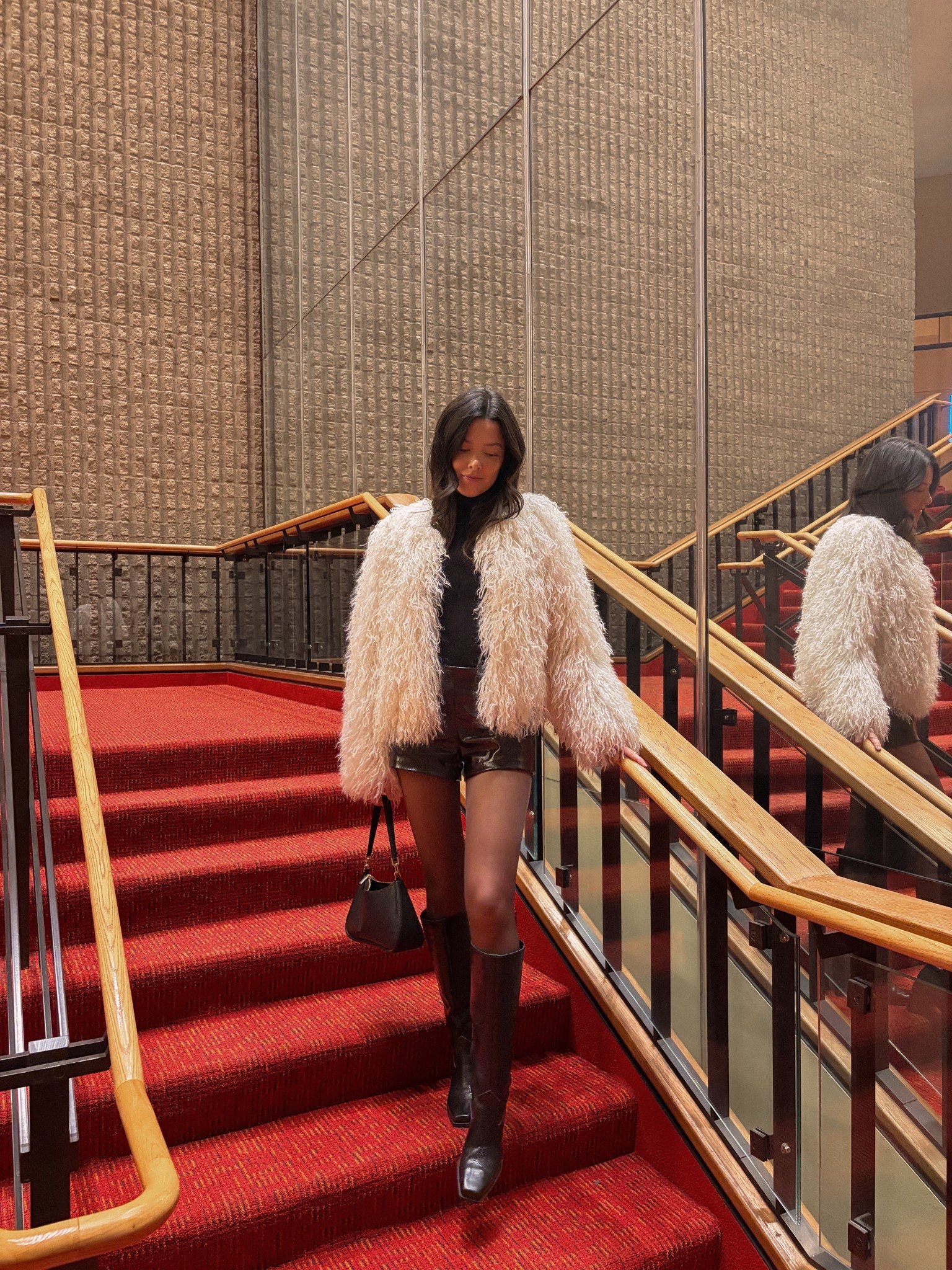 What I wore to see the nutcracker! I’m 5’7 wearing a size small in the turtleneck and XS in the faux fur jacket!

#LTKootd #LTKHoliday #LTKFindsUnder100