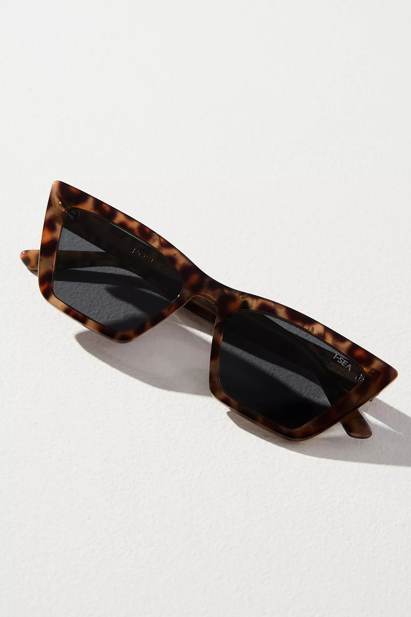 I-SEA x Anthropologie Rosey Polarised Sunglasses | Anthropologie (UK)