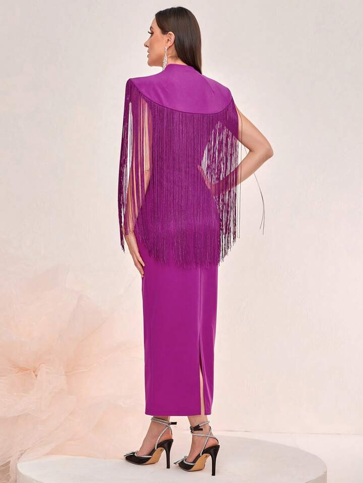 SHEIN Modely Acabamento De Franja Dividir De Volta Vestido Bodycon | SHEIN