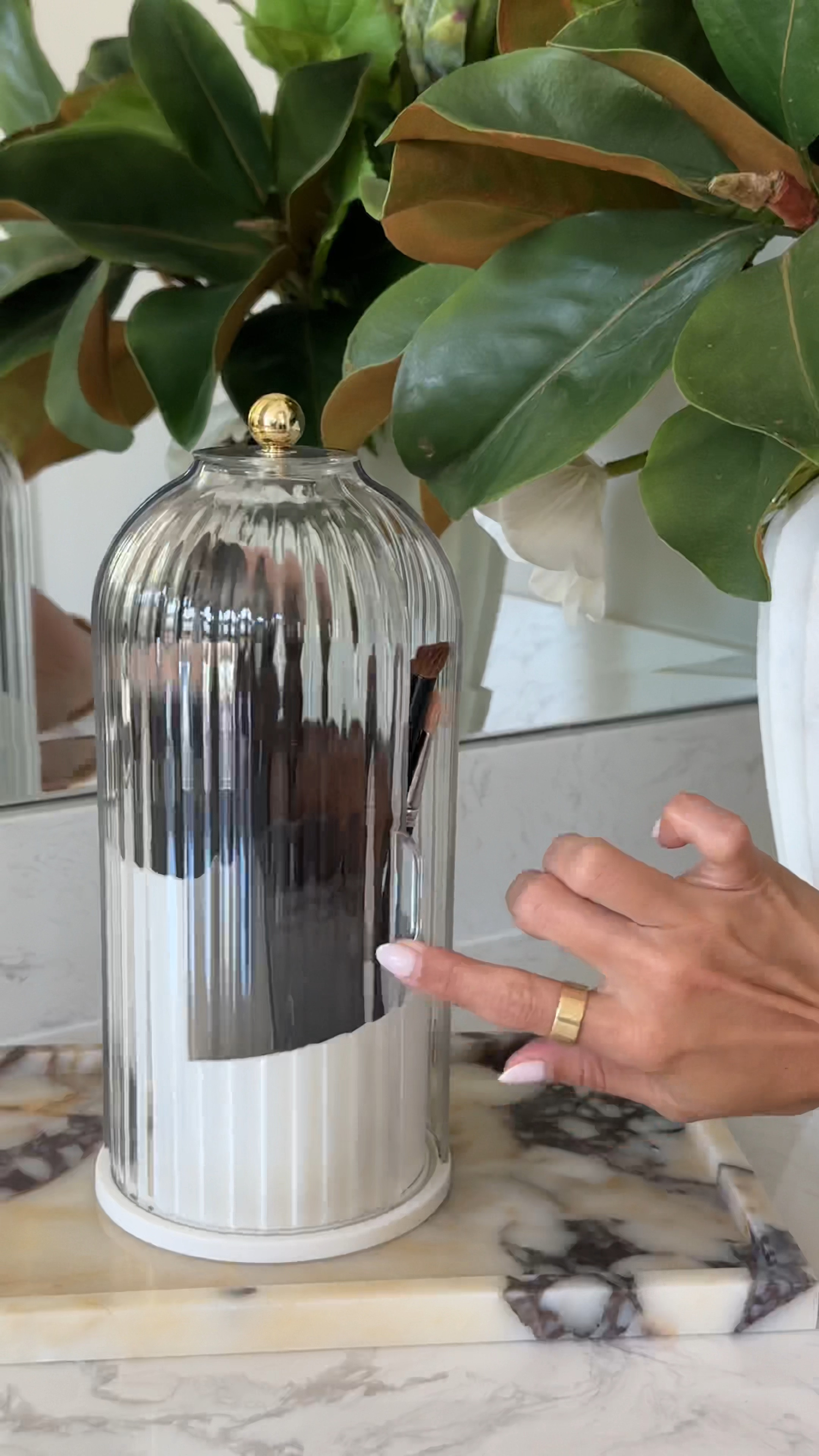 Everyone’s favorite brush organizer that checks all the boxes! Pretty and functional!! Shop this amazing find here 

#LTKfindsunder50 #LTKhome #LTKVideo